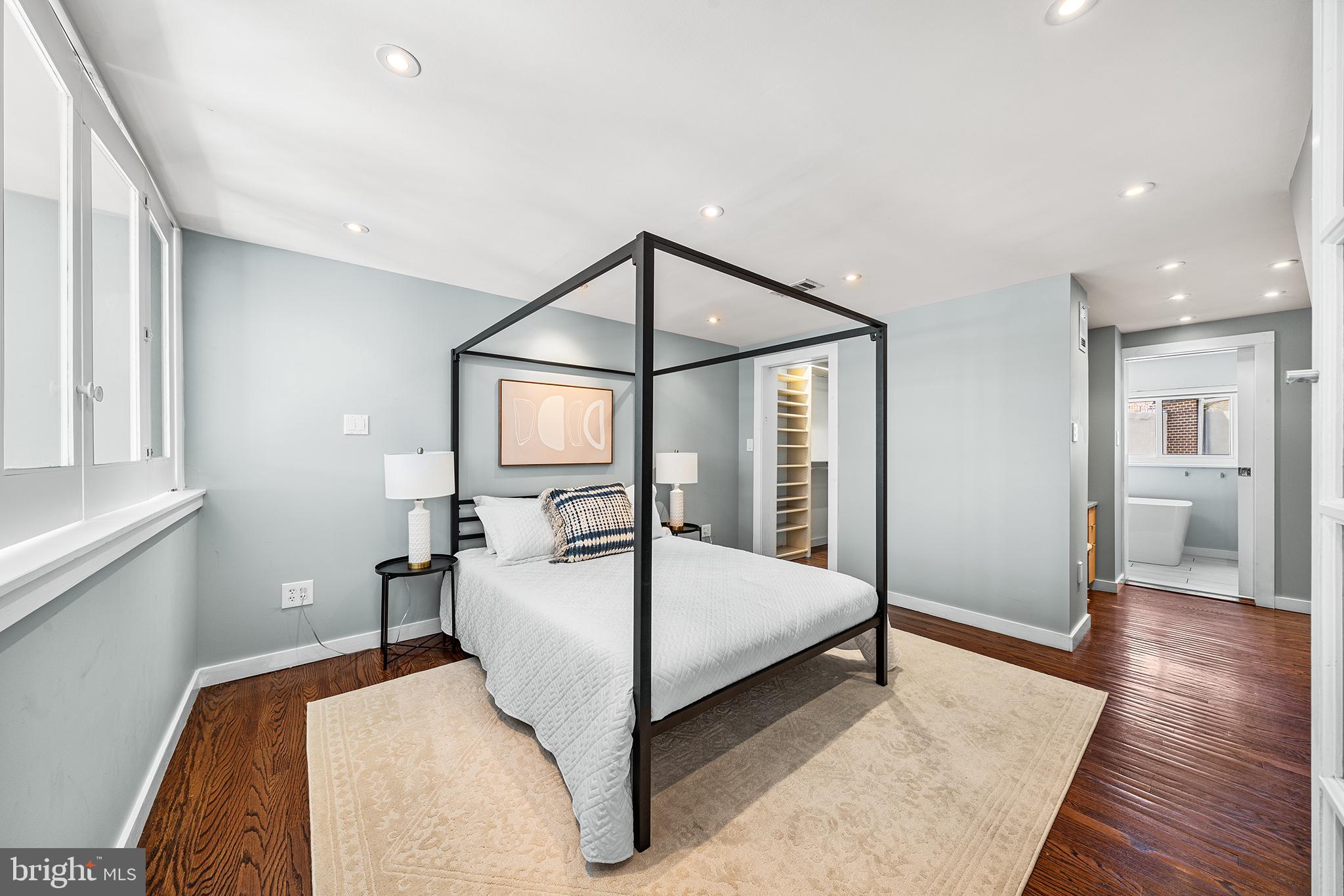 FAIRMOUNT - Residential