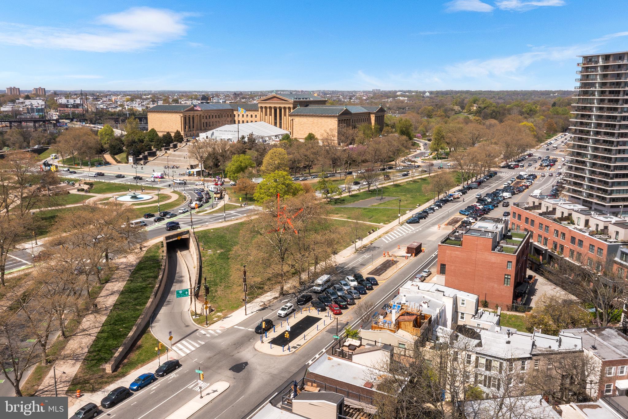 FAIRMOUNT - Residential