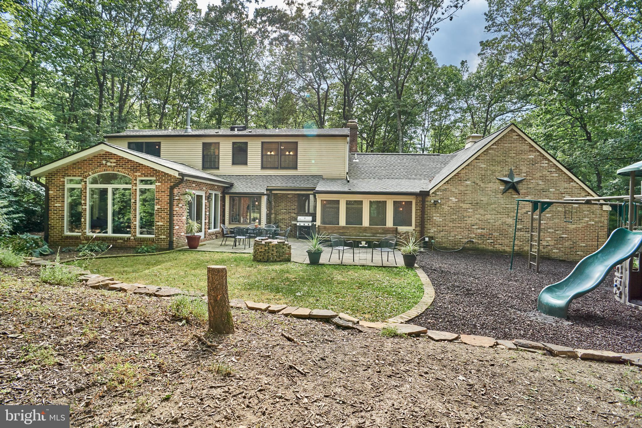 WHITE ROCK ACRES - Residential