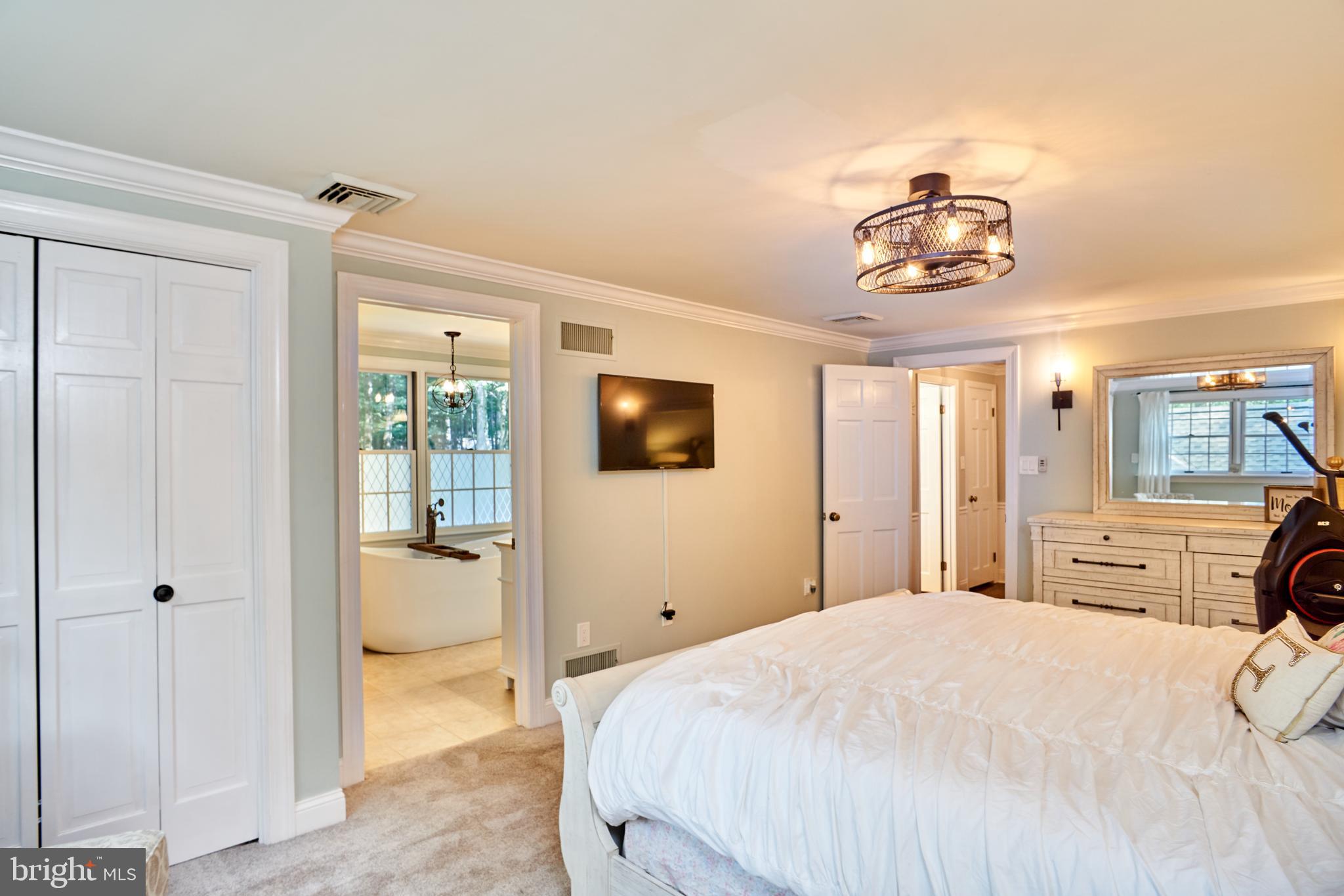 WHITE ROCK ACRES - Residential