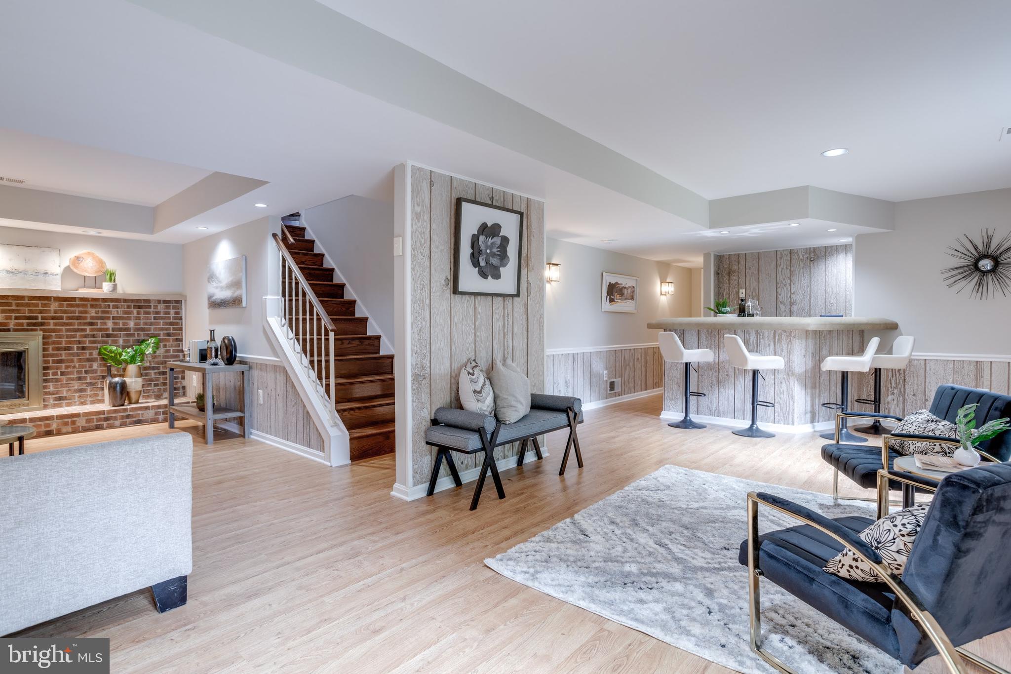 RUSTFIELD - Residential