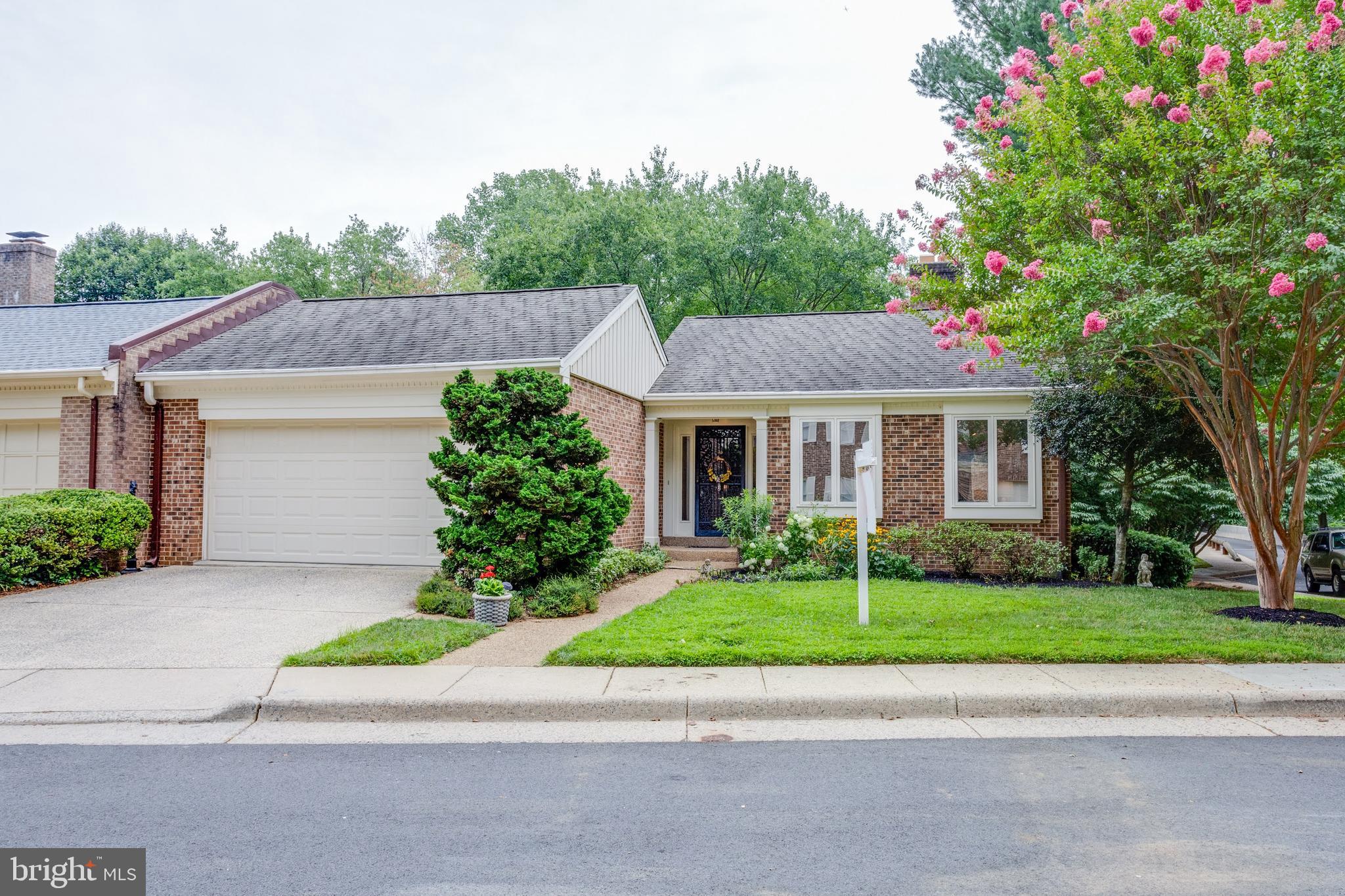 RUSTFIELD - Residential