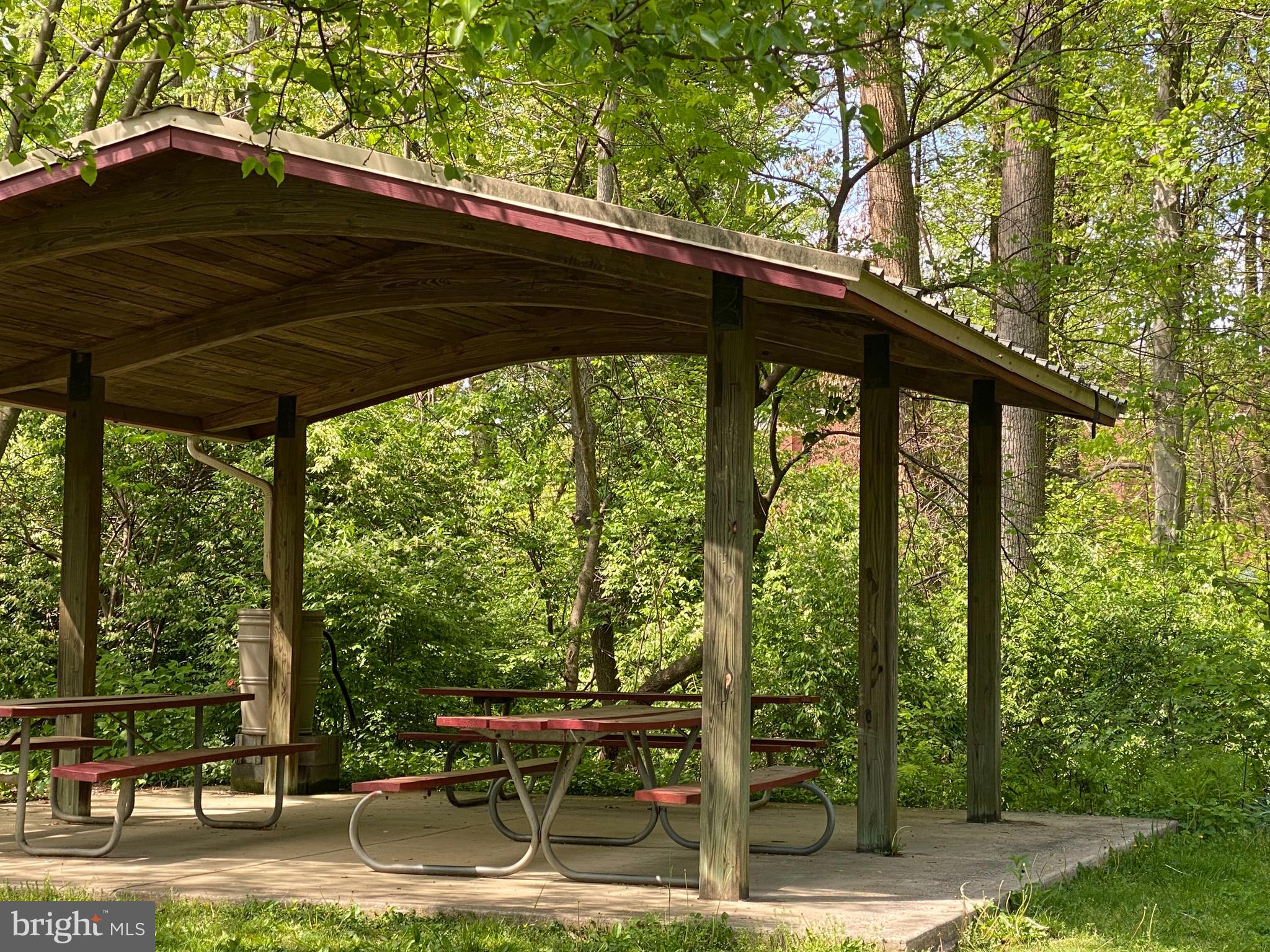 RUSTFIELD - Residential