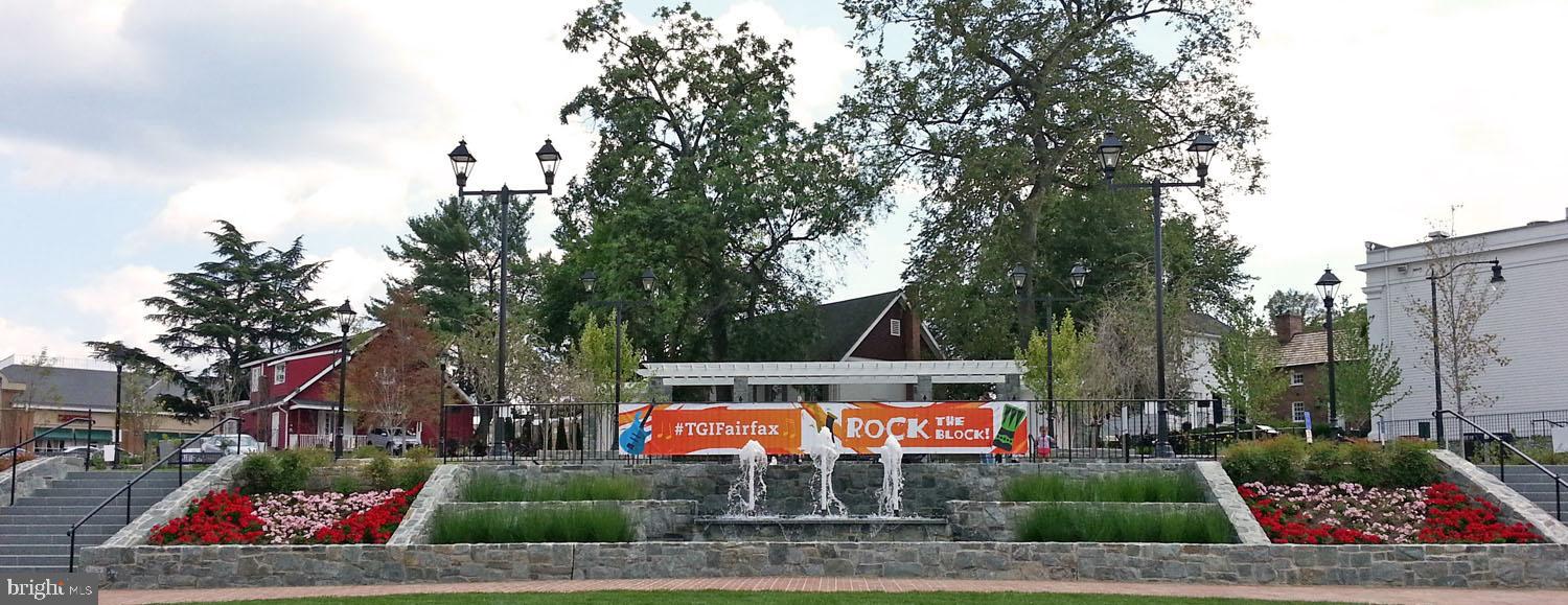 RUSTFIELD - Residential