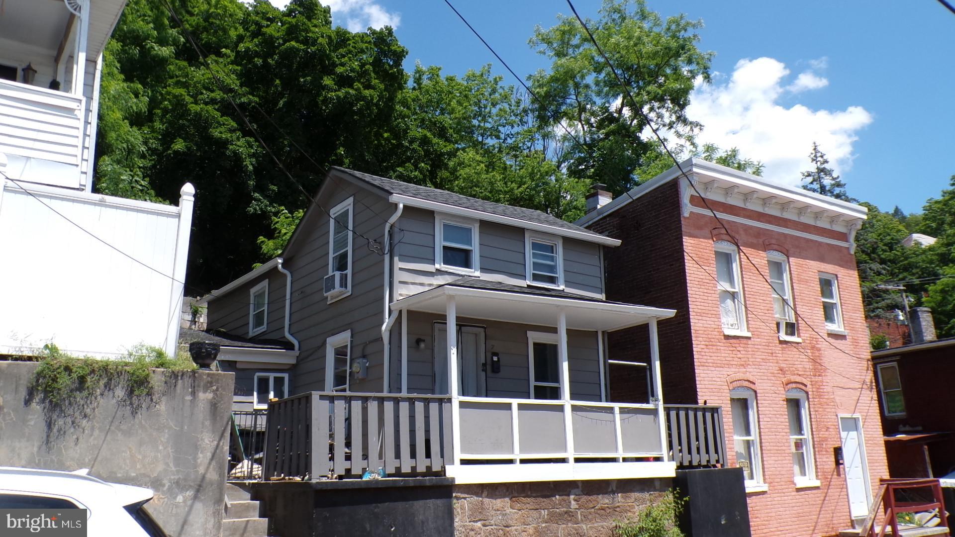 7 BELLEVUE STREET