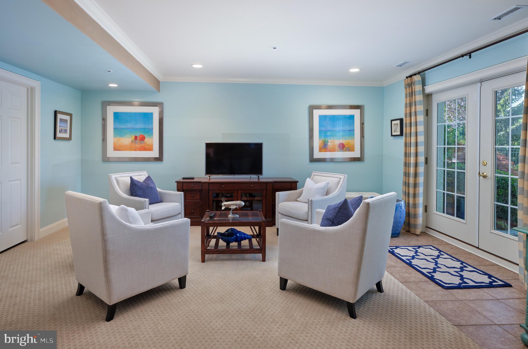 LOOKWAY COURT - Residential