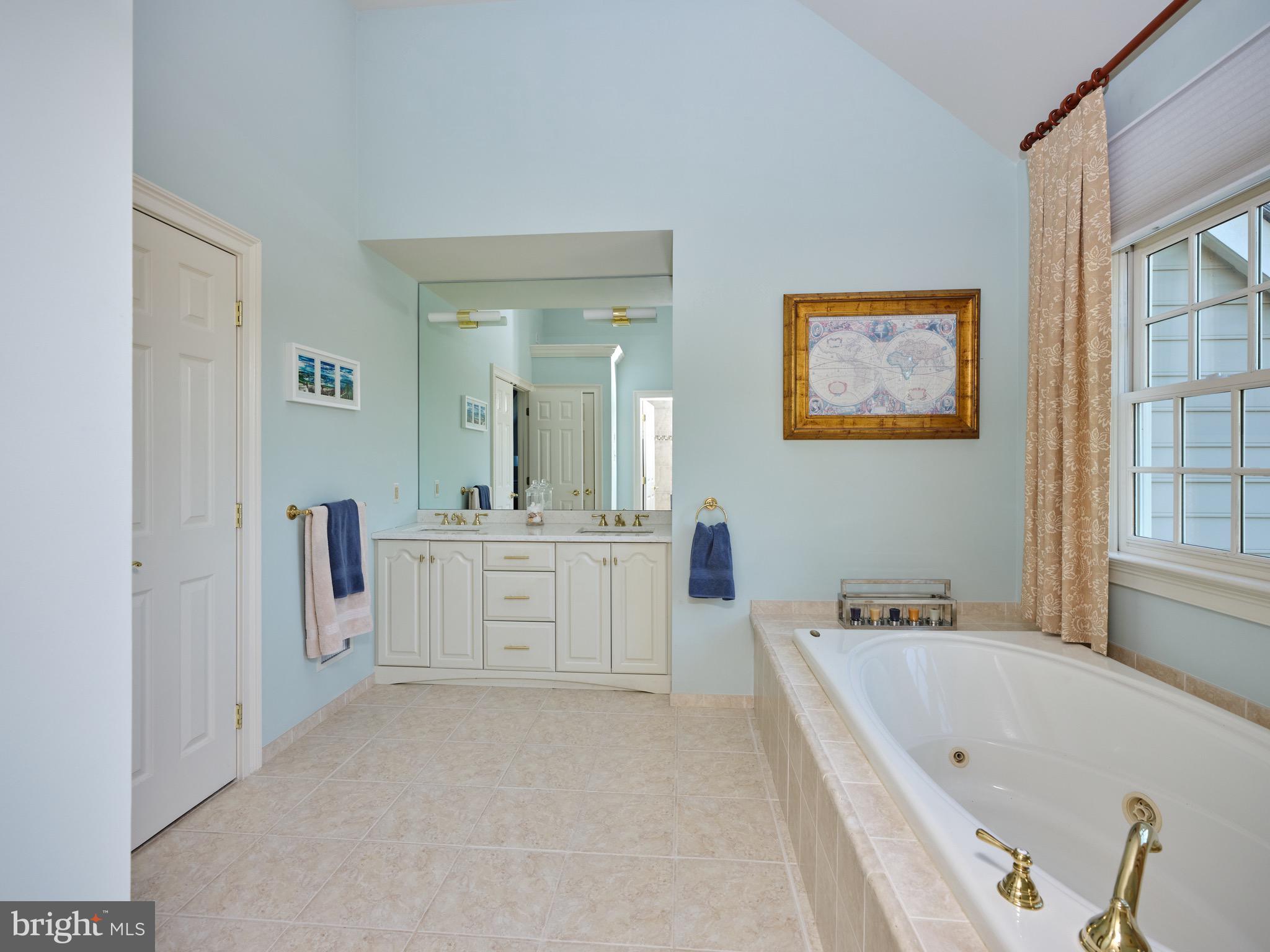 LOOKWAY COURT - Residential