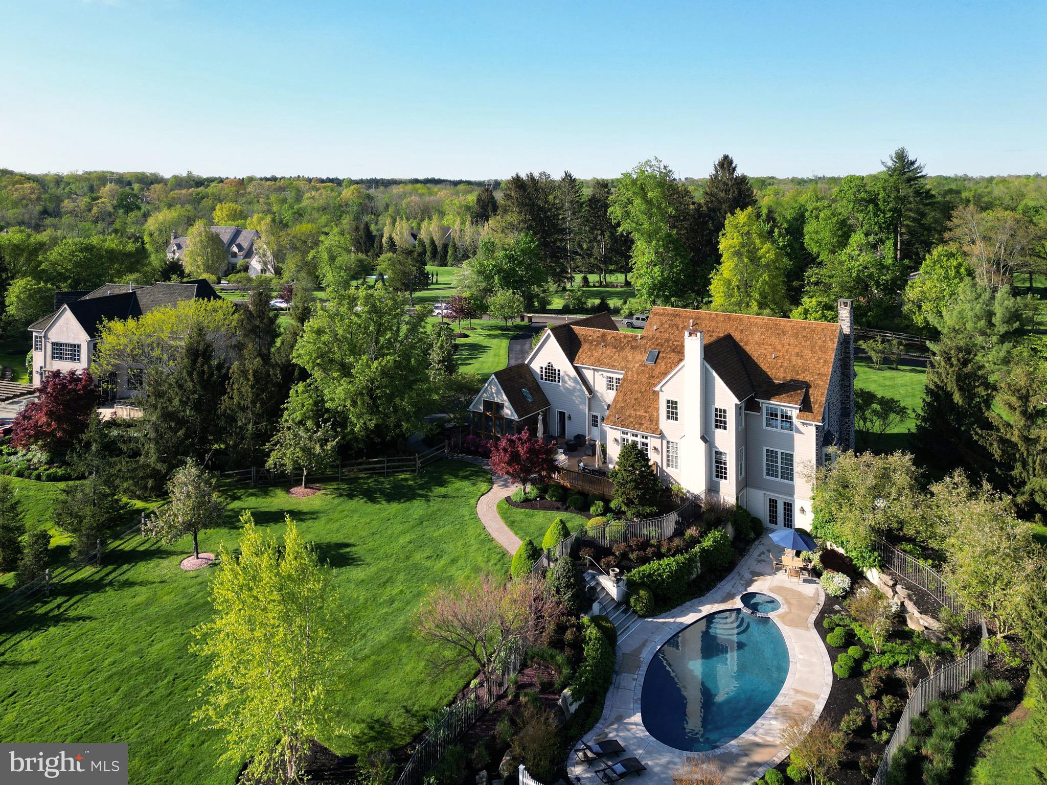 LOOKWAY COURT - Residential