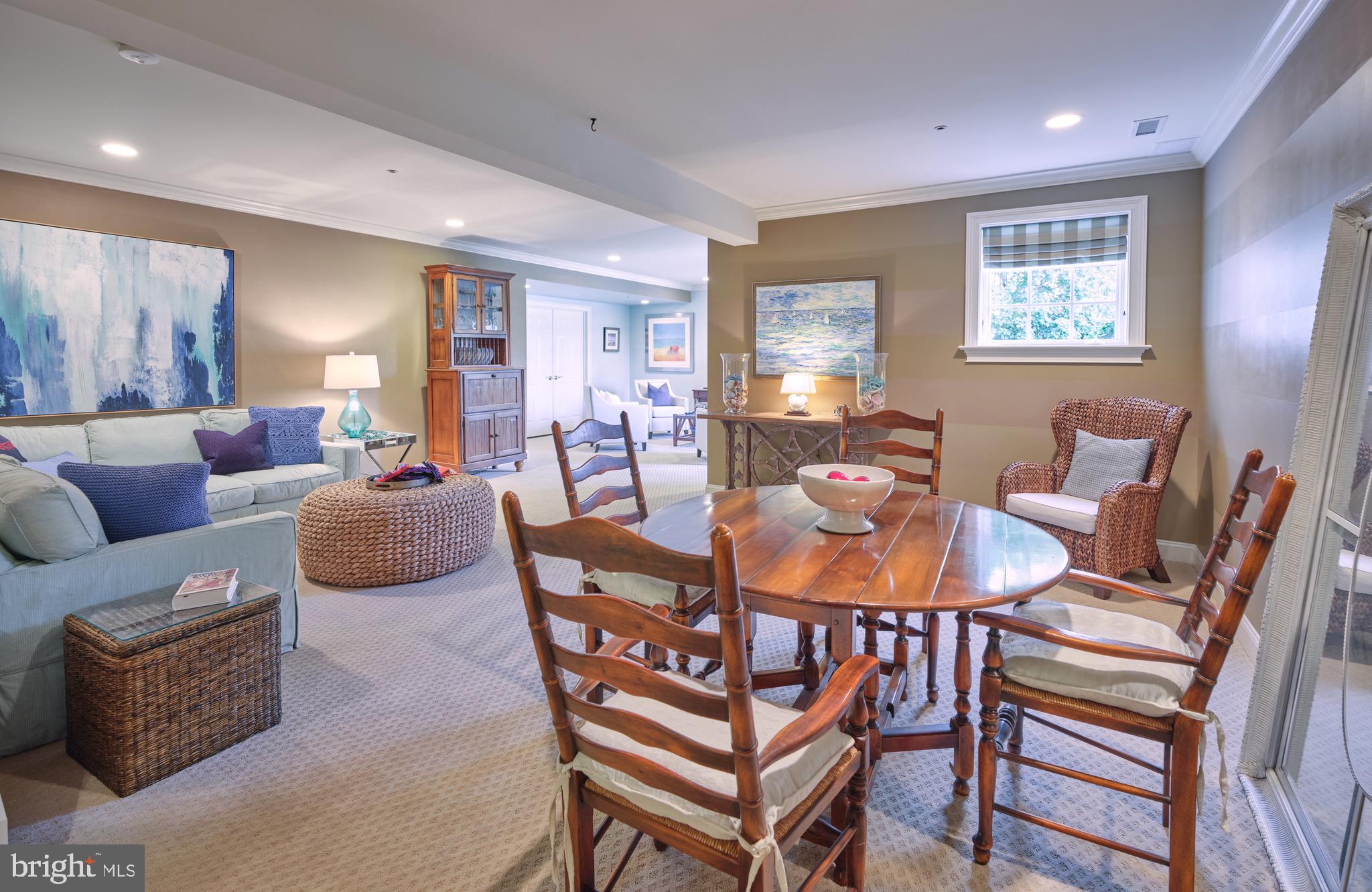 LOOKWAY COURT - Residential