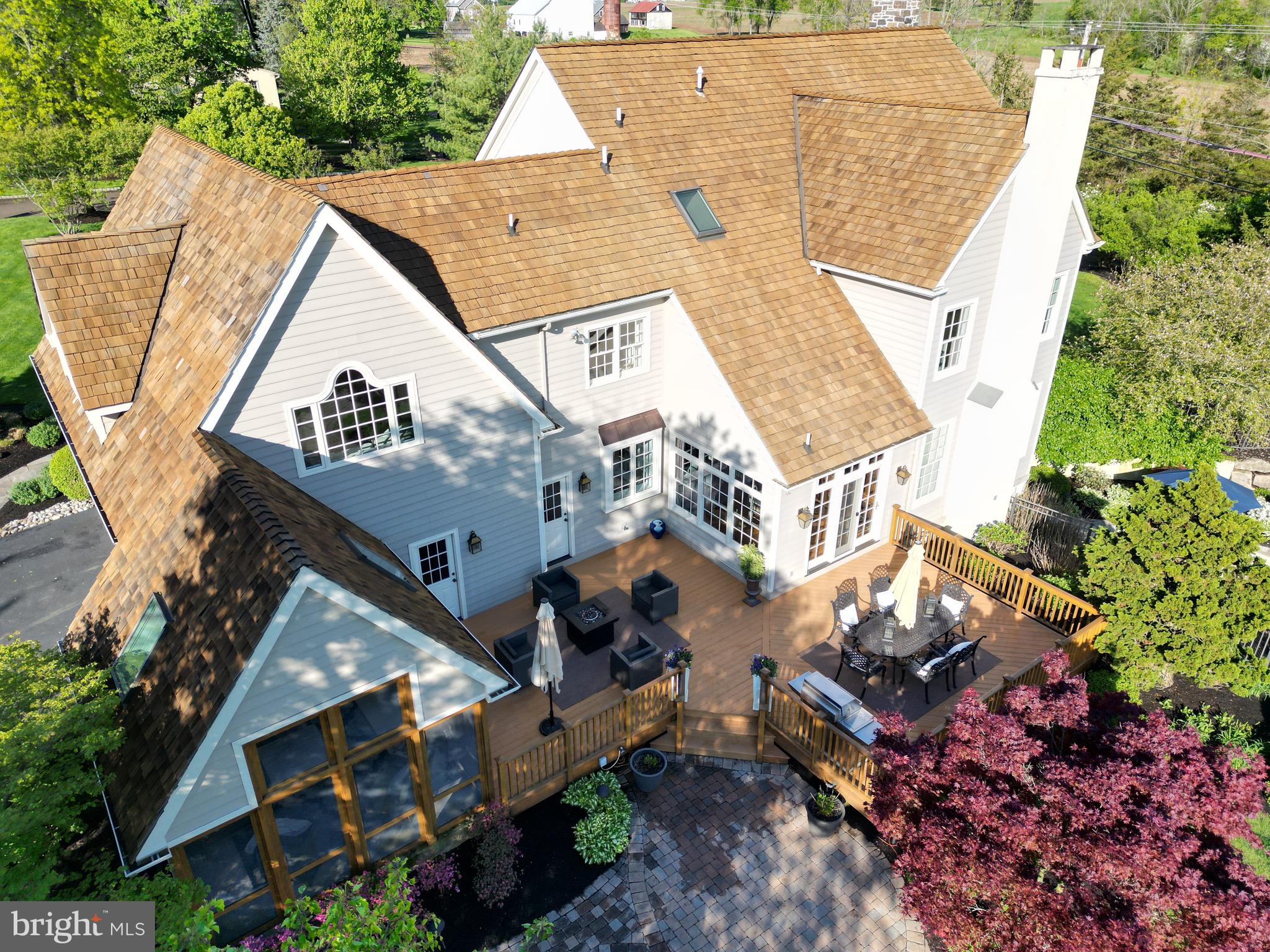 LOOKWAY COURT - Residential