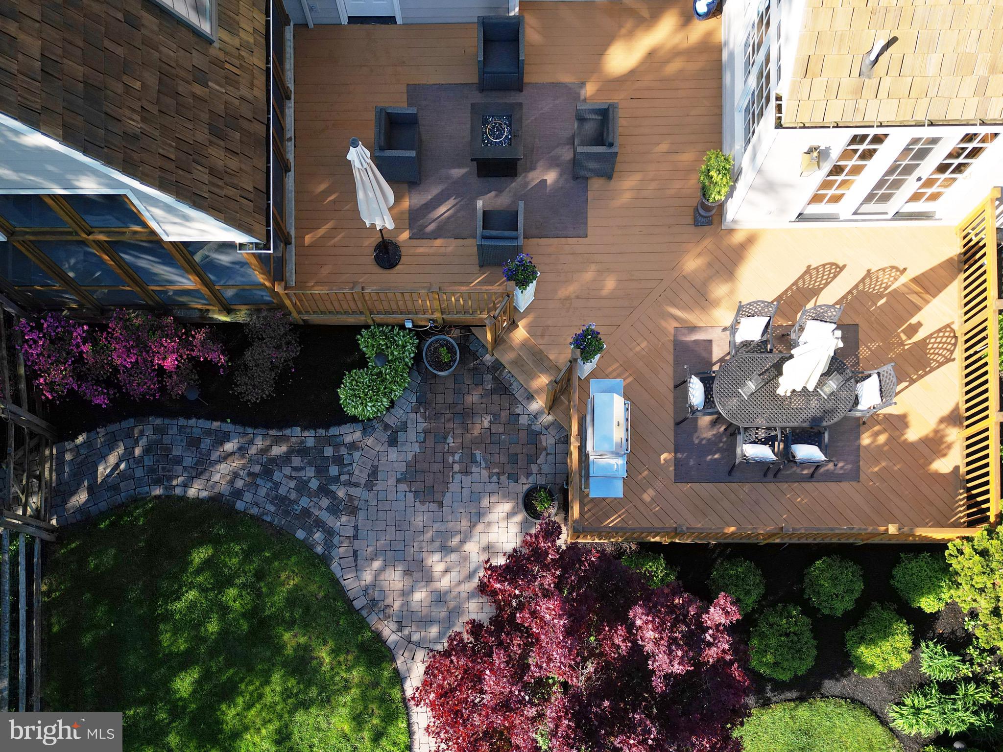 LOOKWAY COURT - Residential