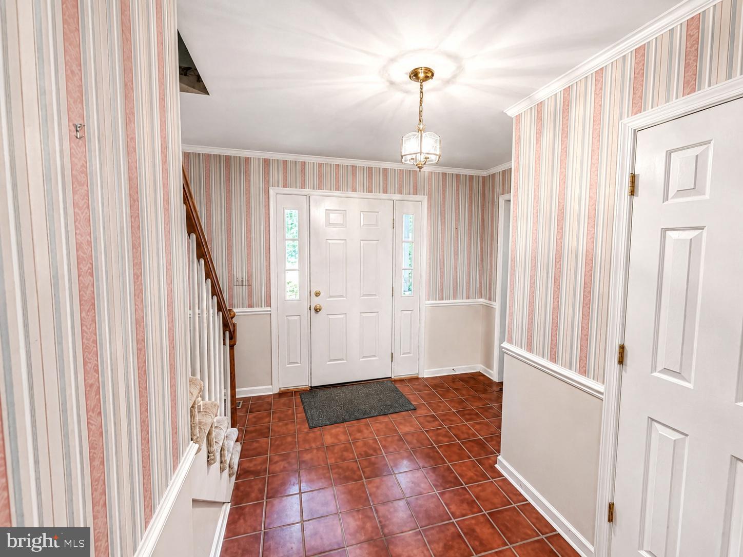 5211 DOVE POINT LANE