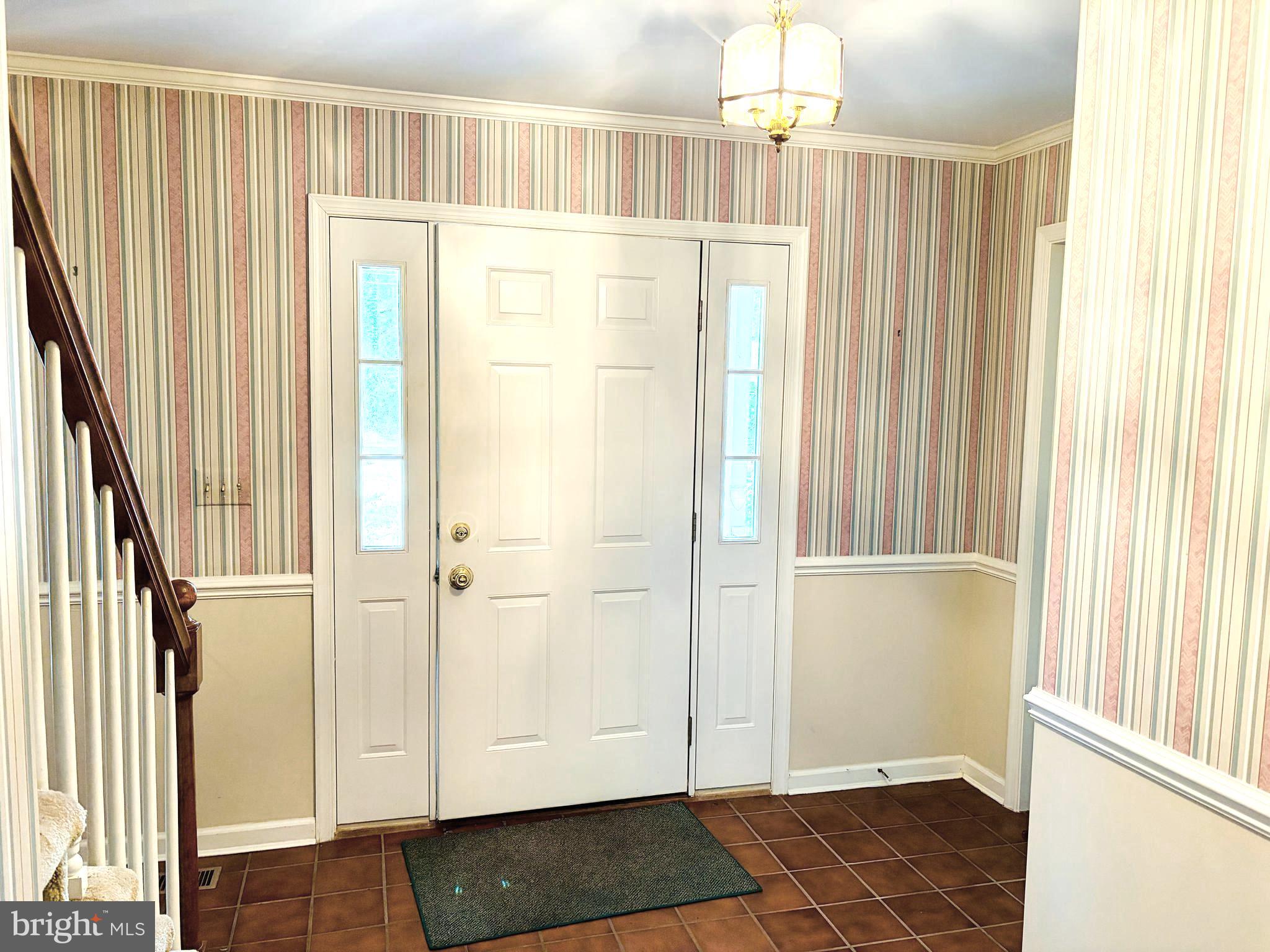 5211 DOVE POINT LANE