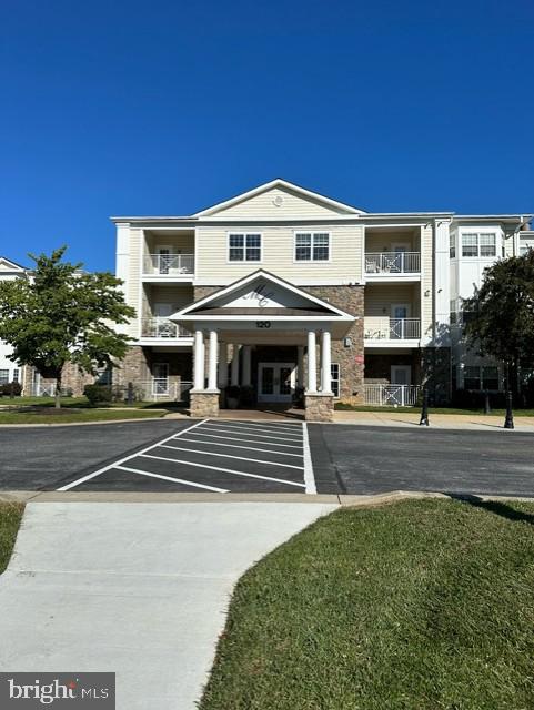 55+ Community with secured entry buildings. New carpet has been installed. Motivated seller!!!! Very nice spacious second floor 2 BR 2 BA condo located conveniently to easy access to shopping areas, downtown Frederick and 70 and 270. Condo offers a gas cooking stove, brand new refrigerator, and spacious kitchen island. Expansion tank on water heater has been replaced.