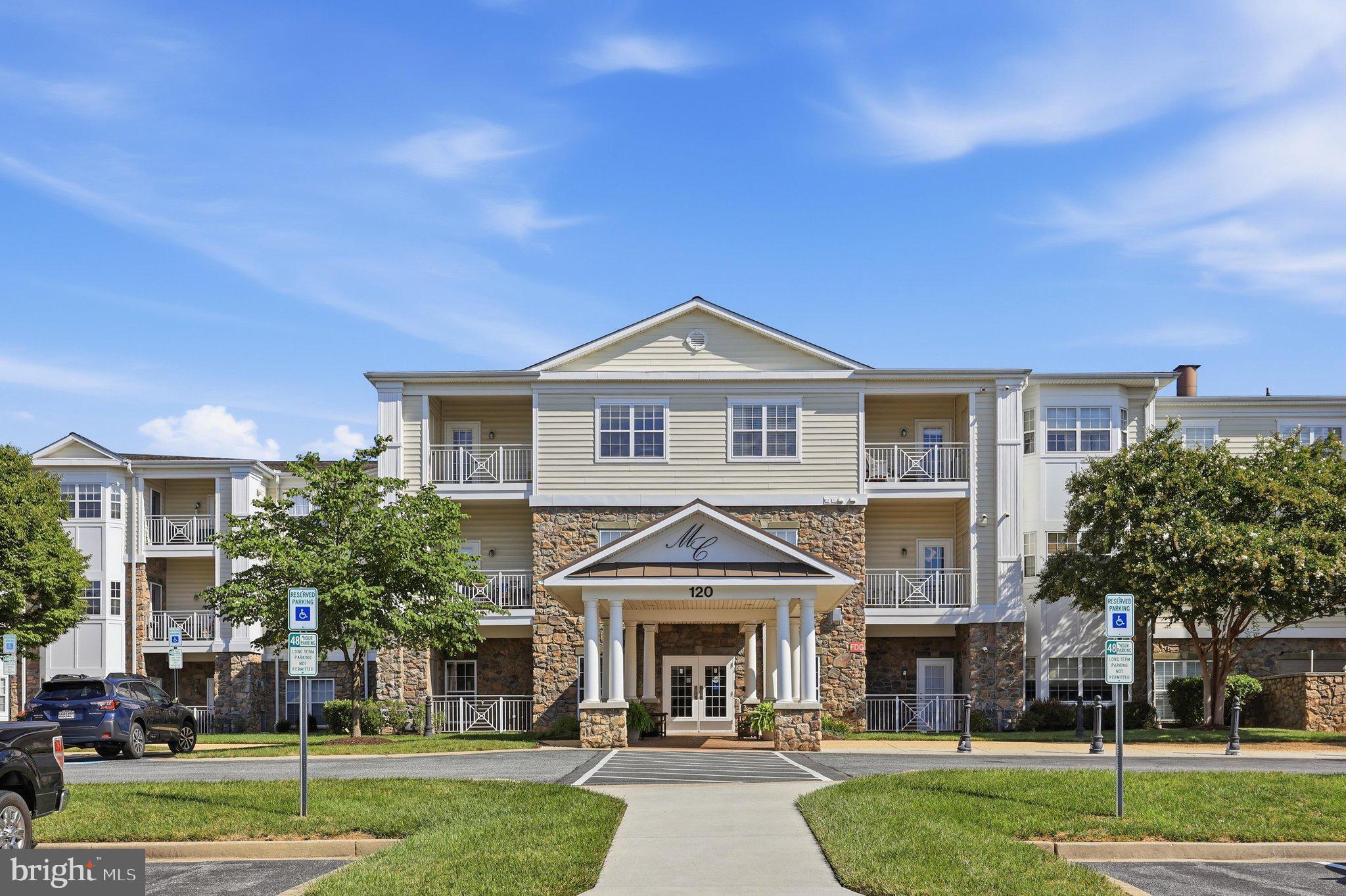 120 BURGESS HILL WAY 207