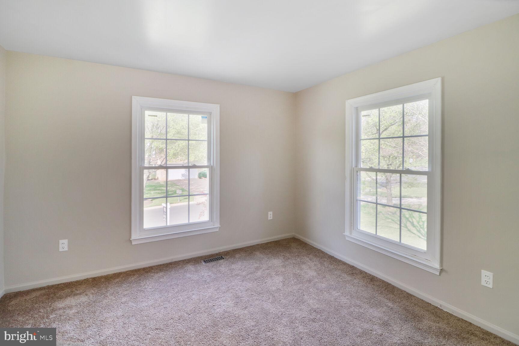 SNOWDENS MILL - Residential