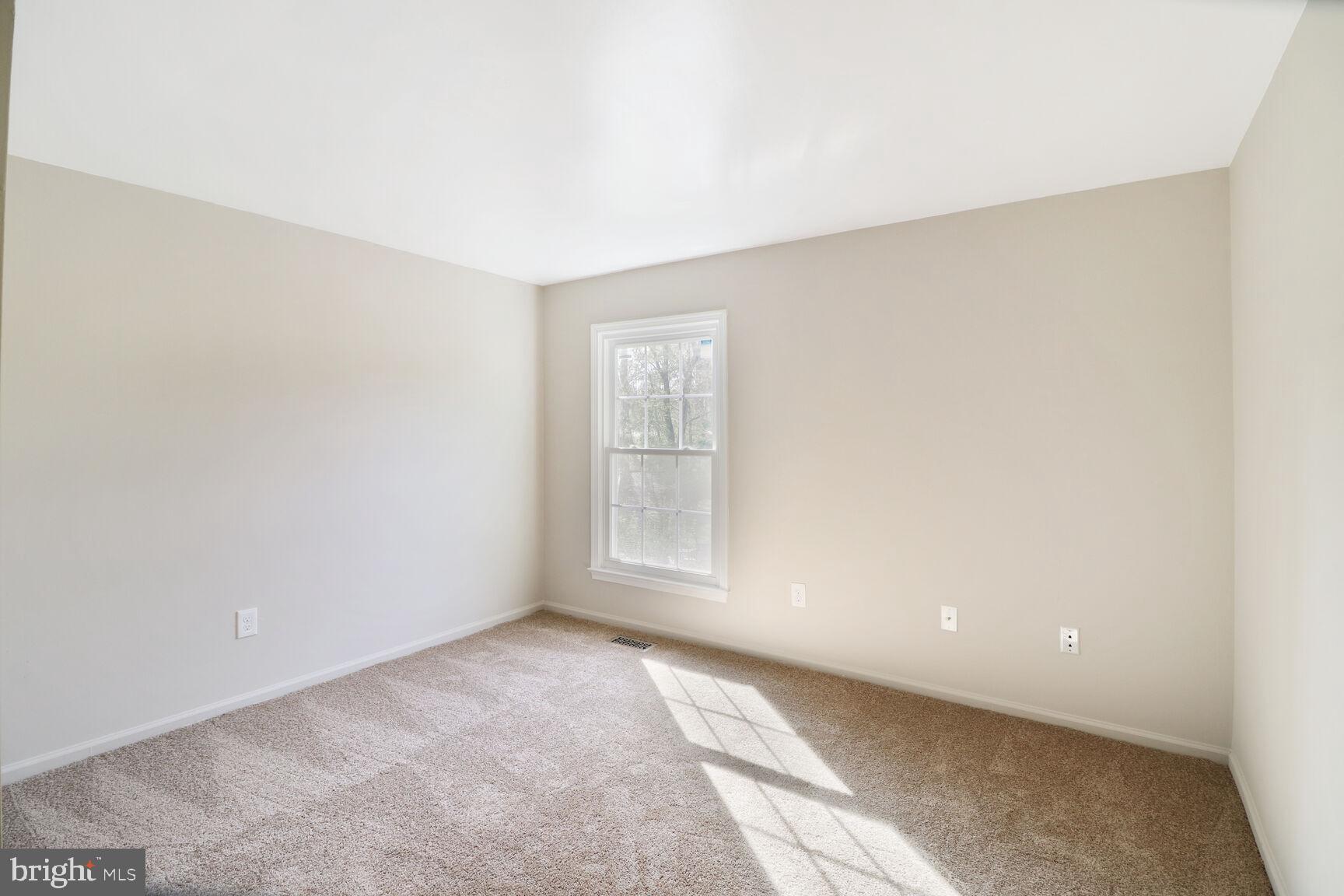 SNOWDENS MILL - Residential