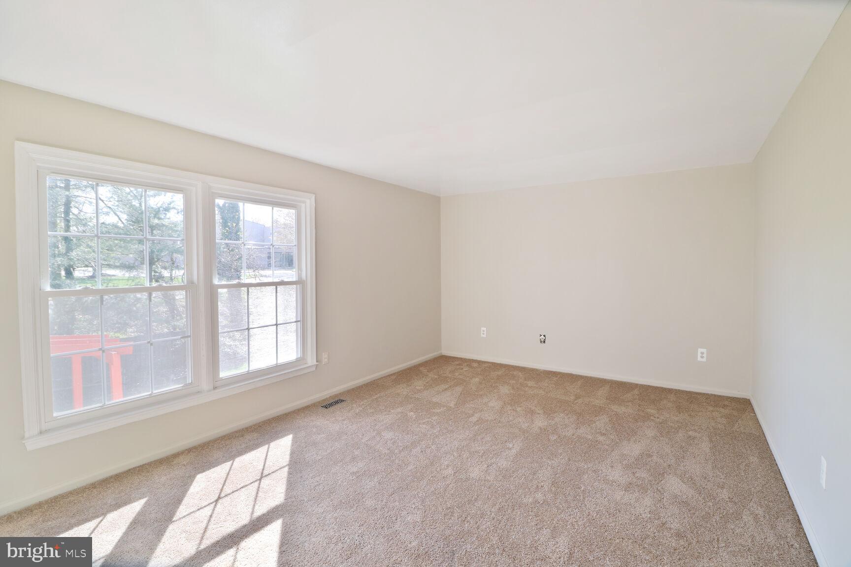 SNOWDENS MILL - Residential