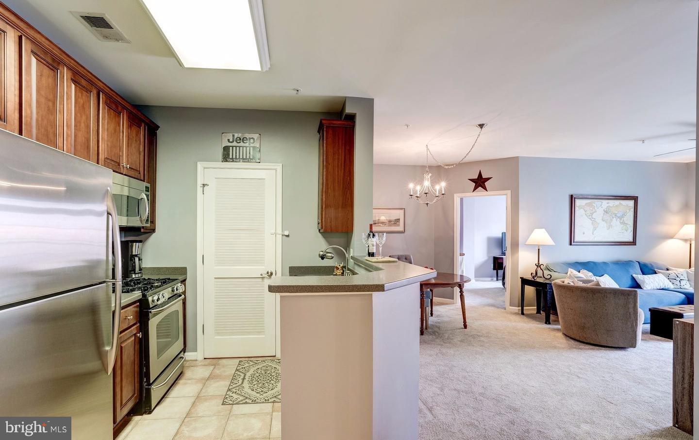 21228 MCFADDEN SQUARE 211