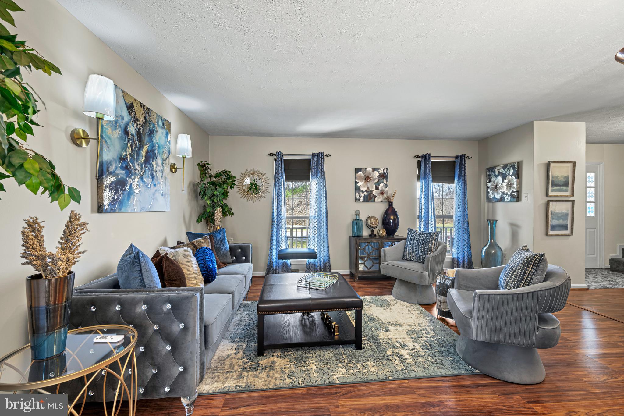 FURNACE HILLS - Residential