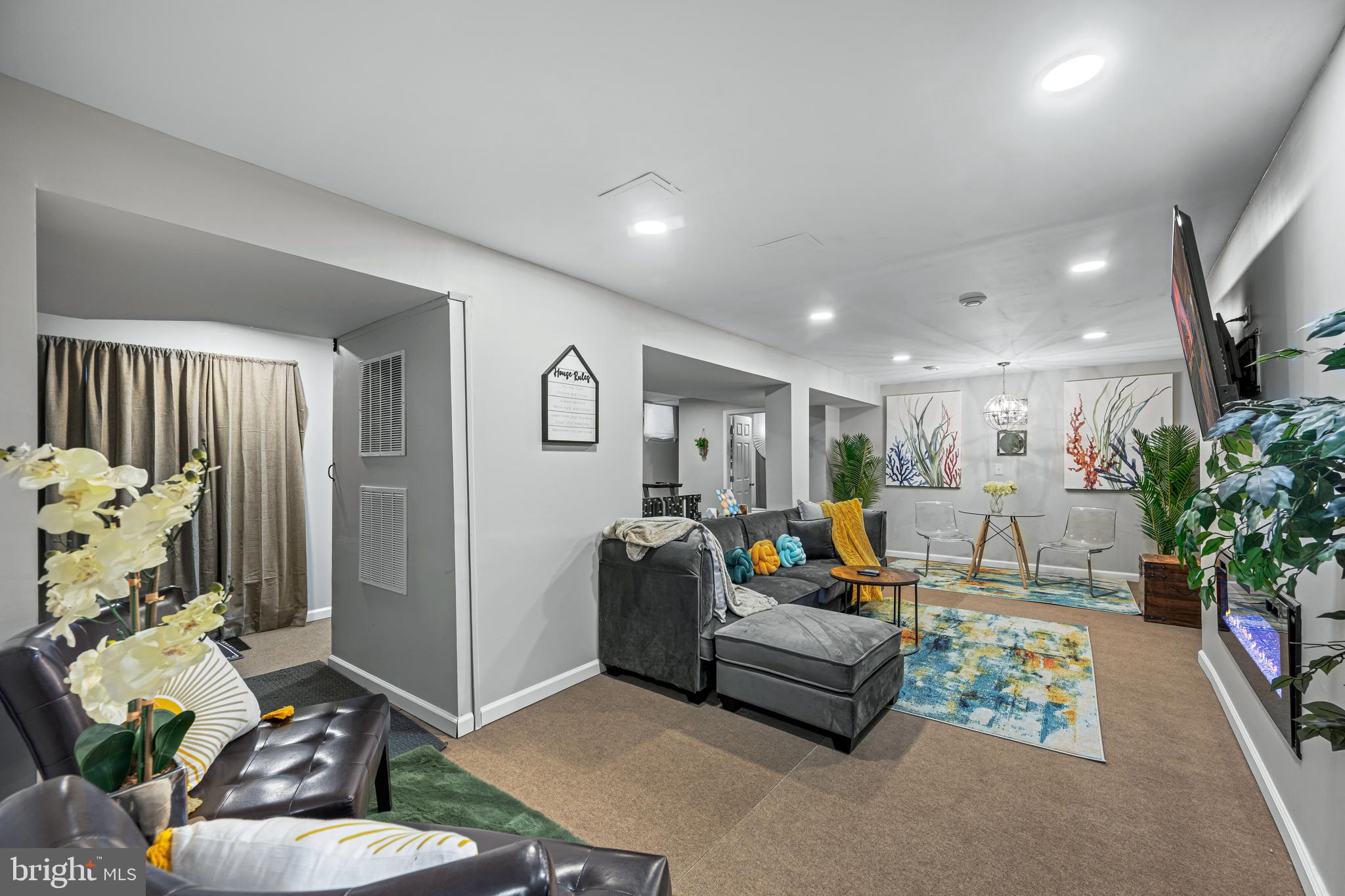 FURNACE HILLS - Residential