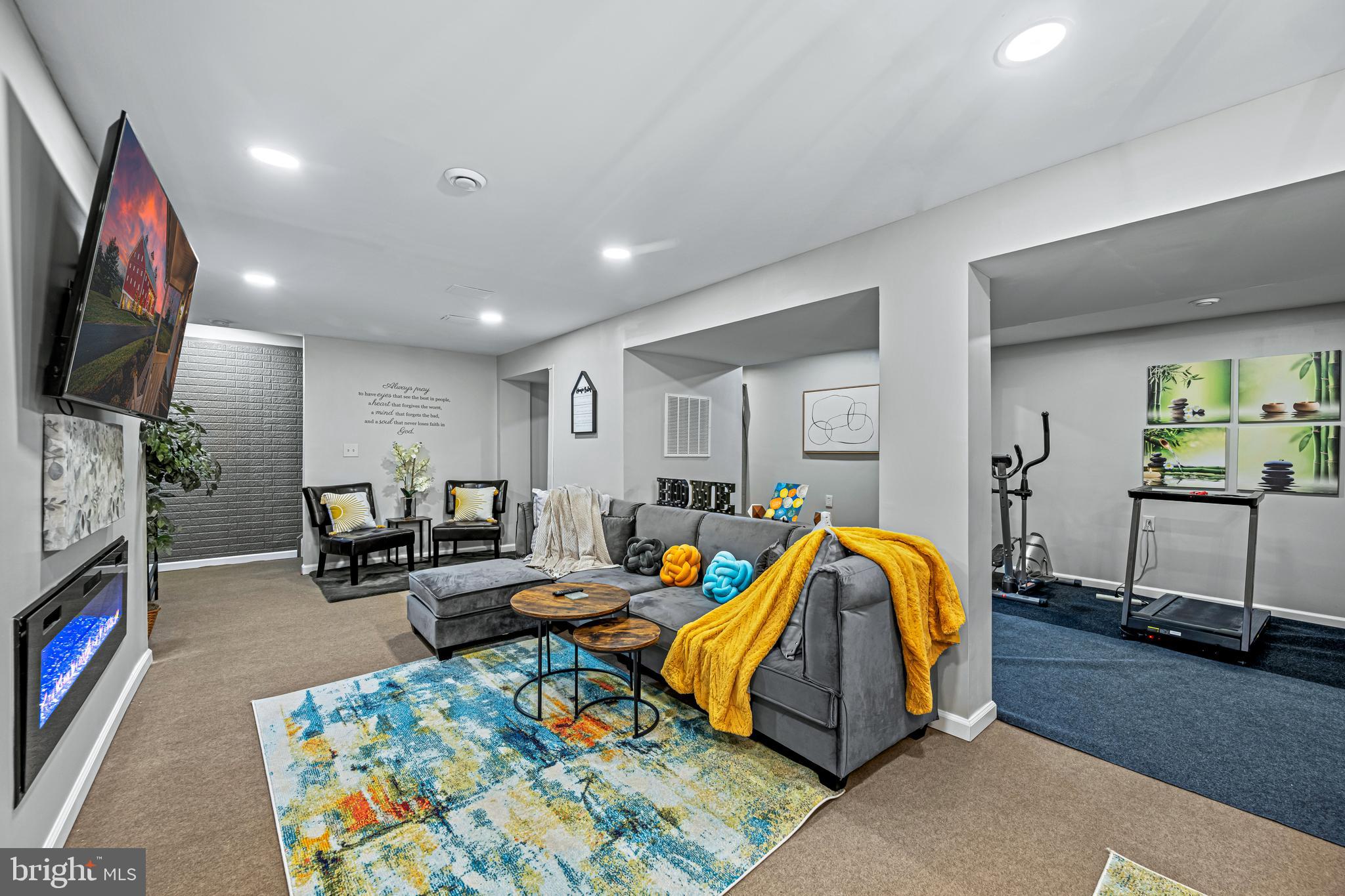 FURNACE HILLS - Residential