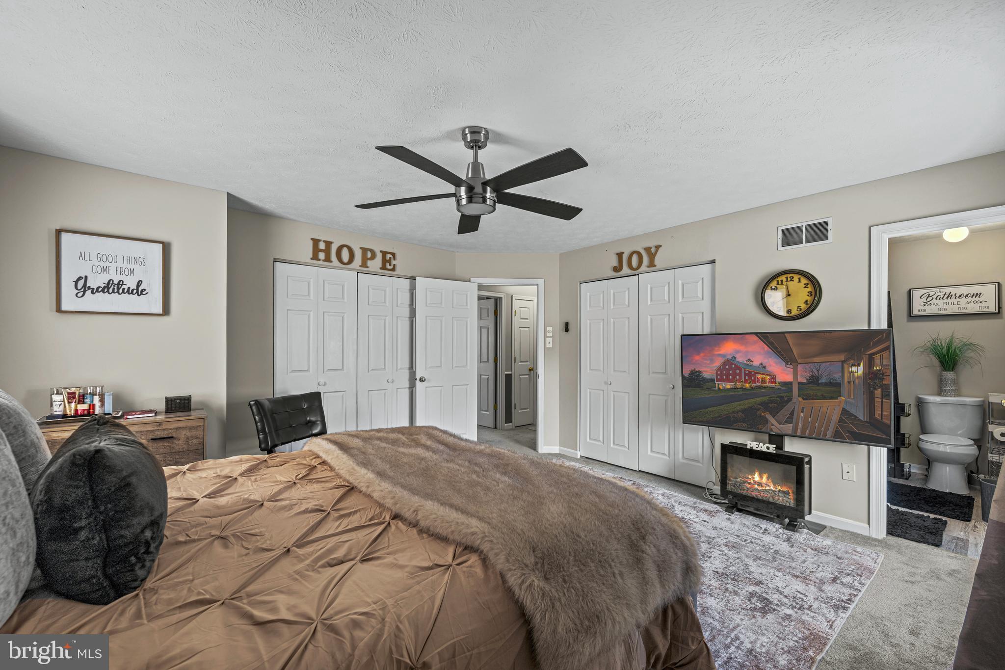 FURNACE HILLS - Residential