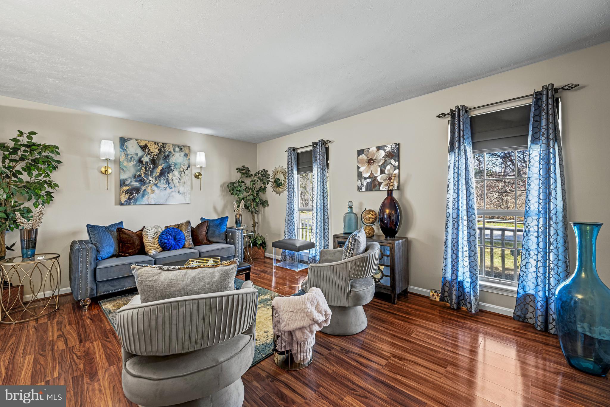 FURNACE HILLS - Residential