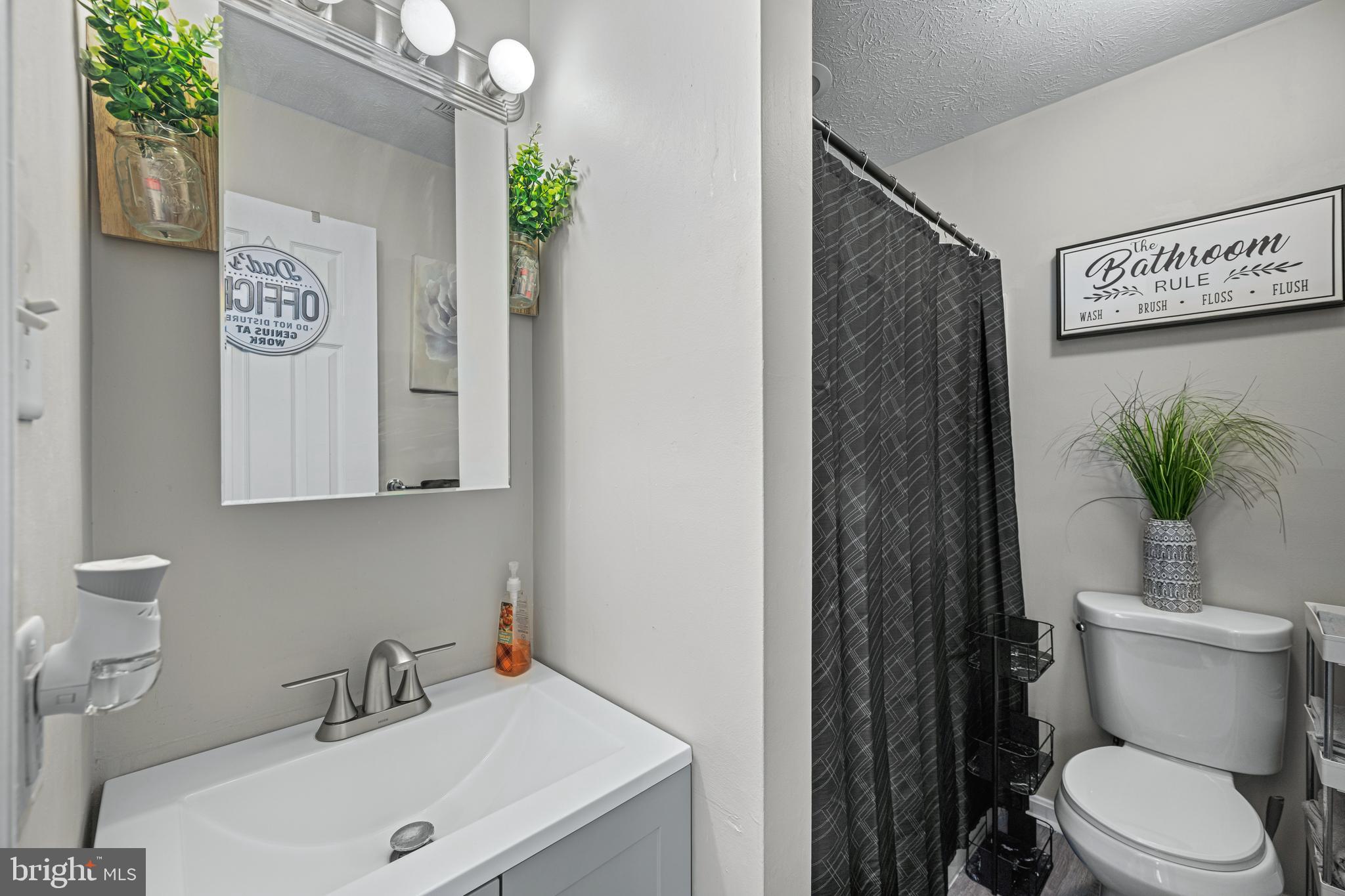 FURNACE HILLS - Residential