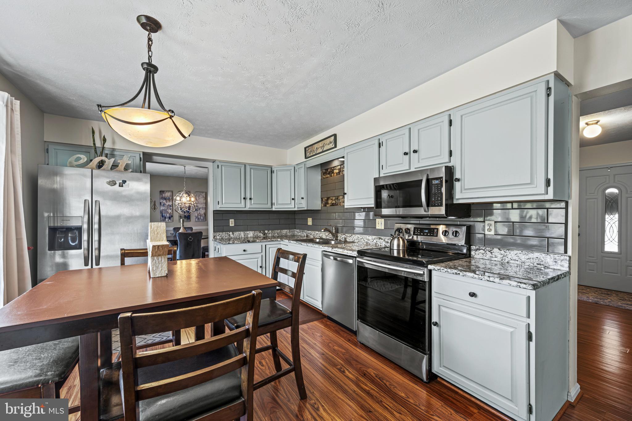 FURNACE HILLS - Residential