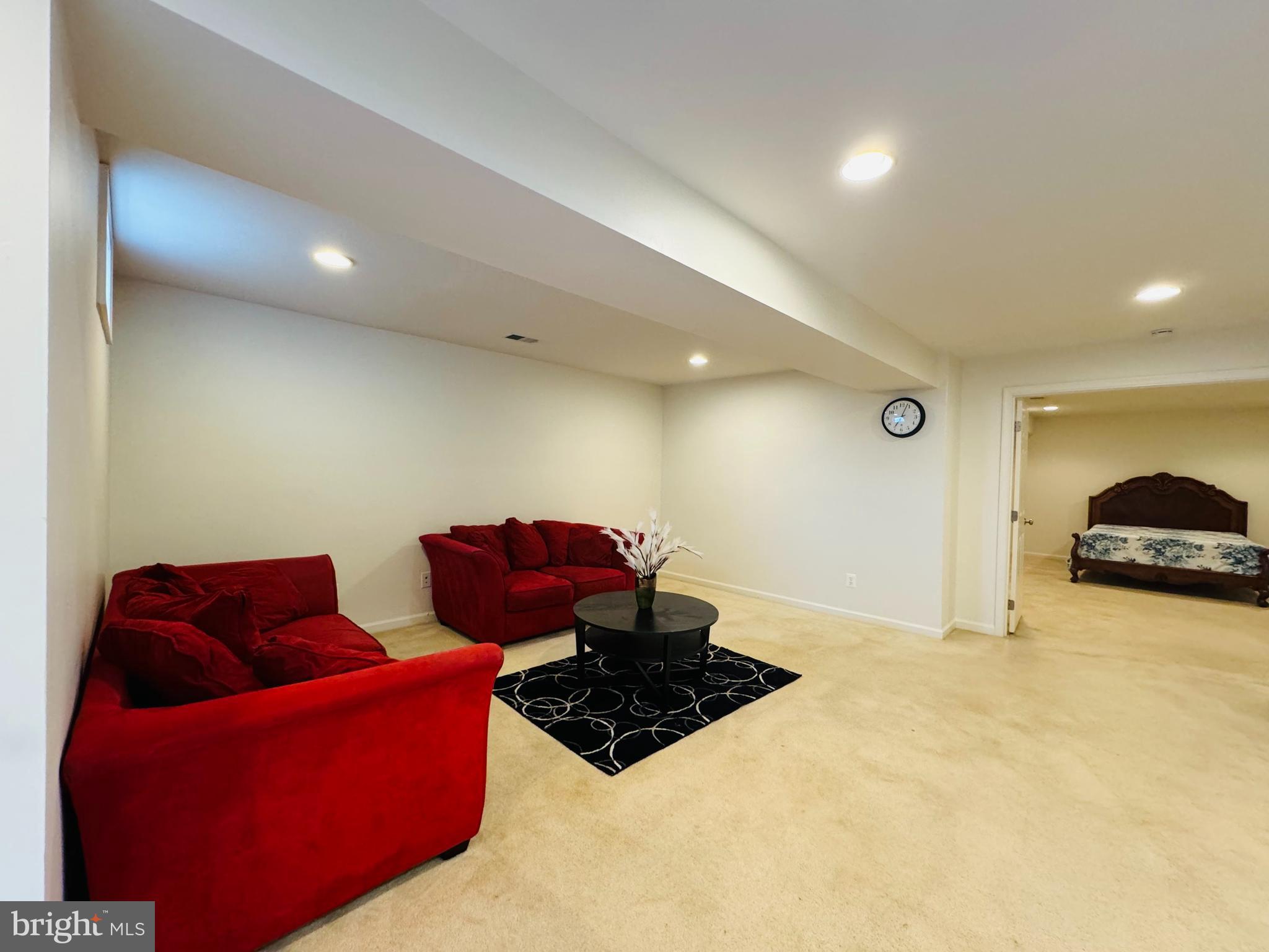 PORT POTOMAC - Residential Lease