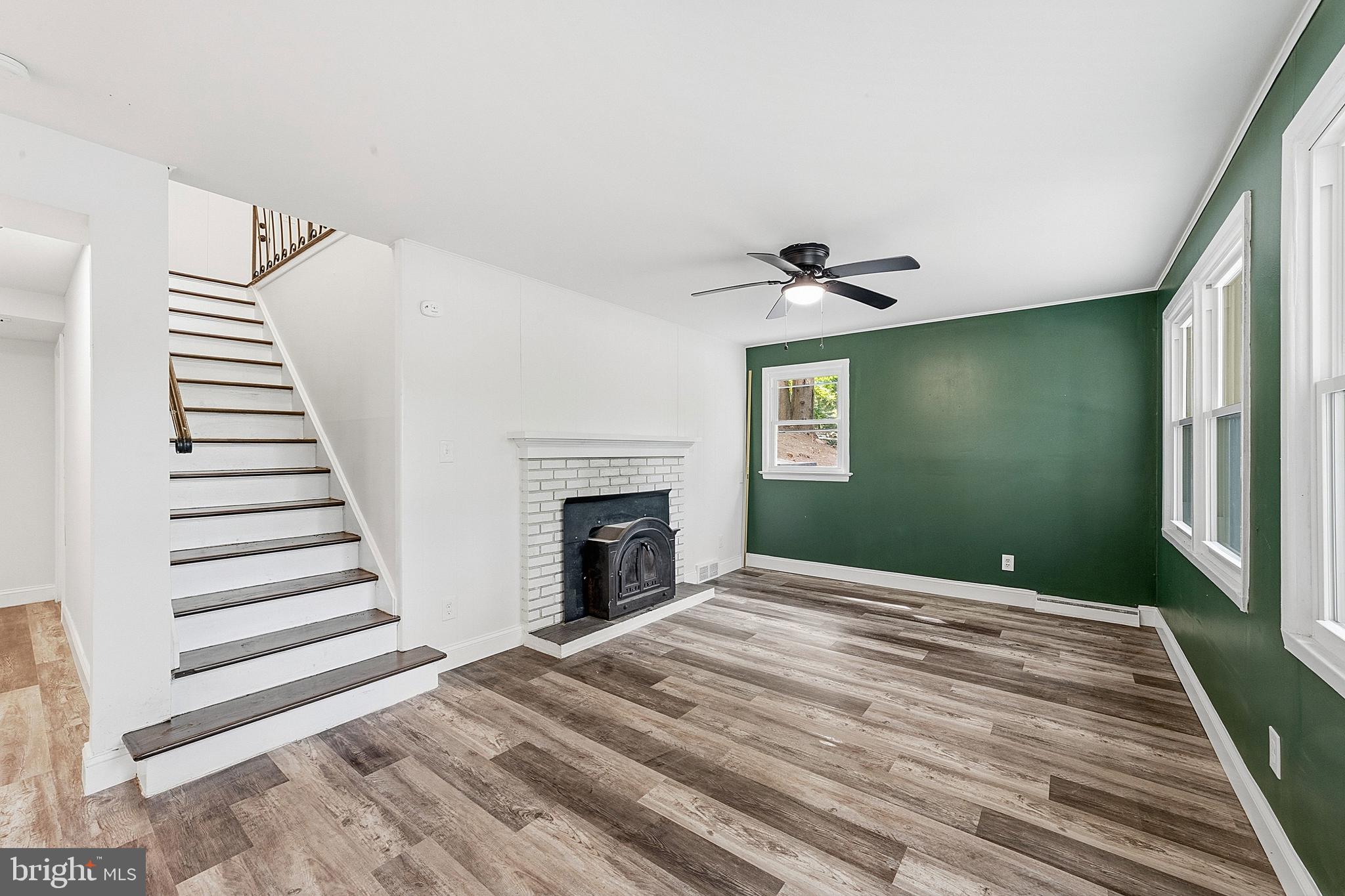 32 MONTAGUE AVENUE