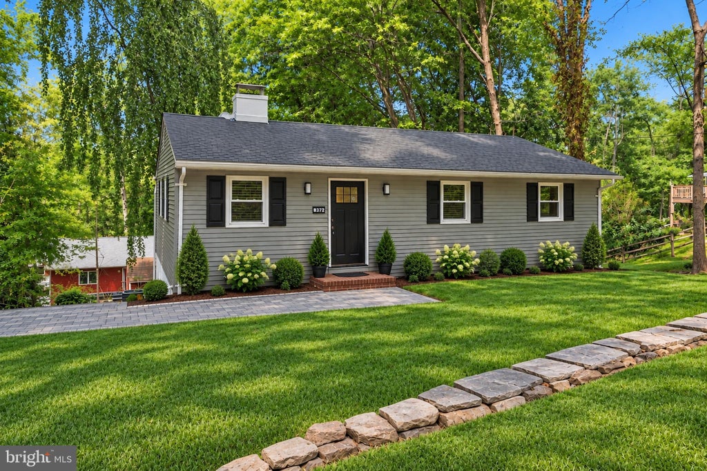 Photo of 32 Montague Avenue, EWING, NJ 08628 (MLS # NJME2080992)