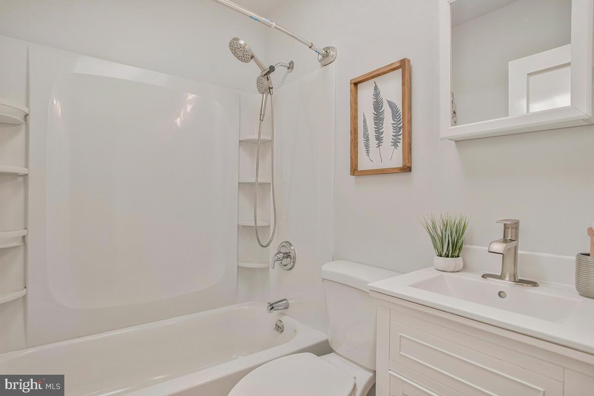 BROOKLYN - Residential