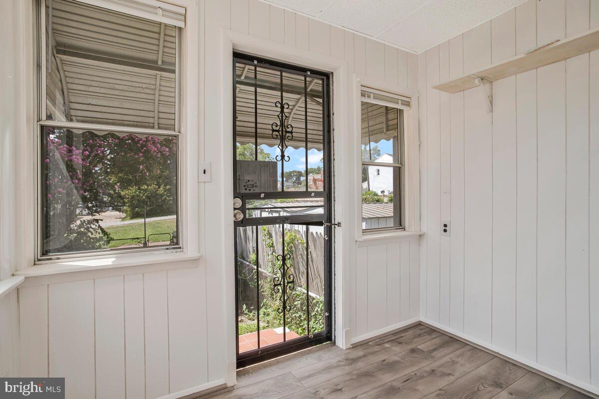 BROOKLYN - Residential