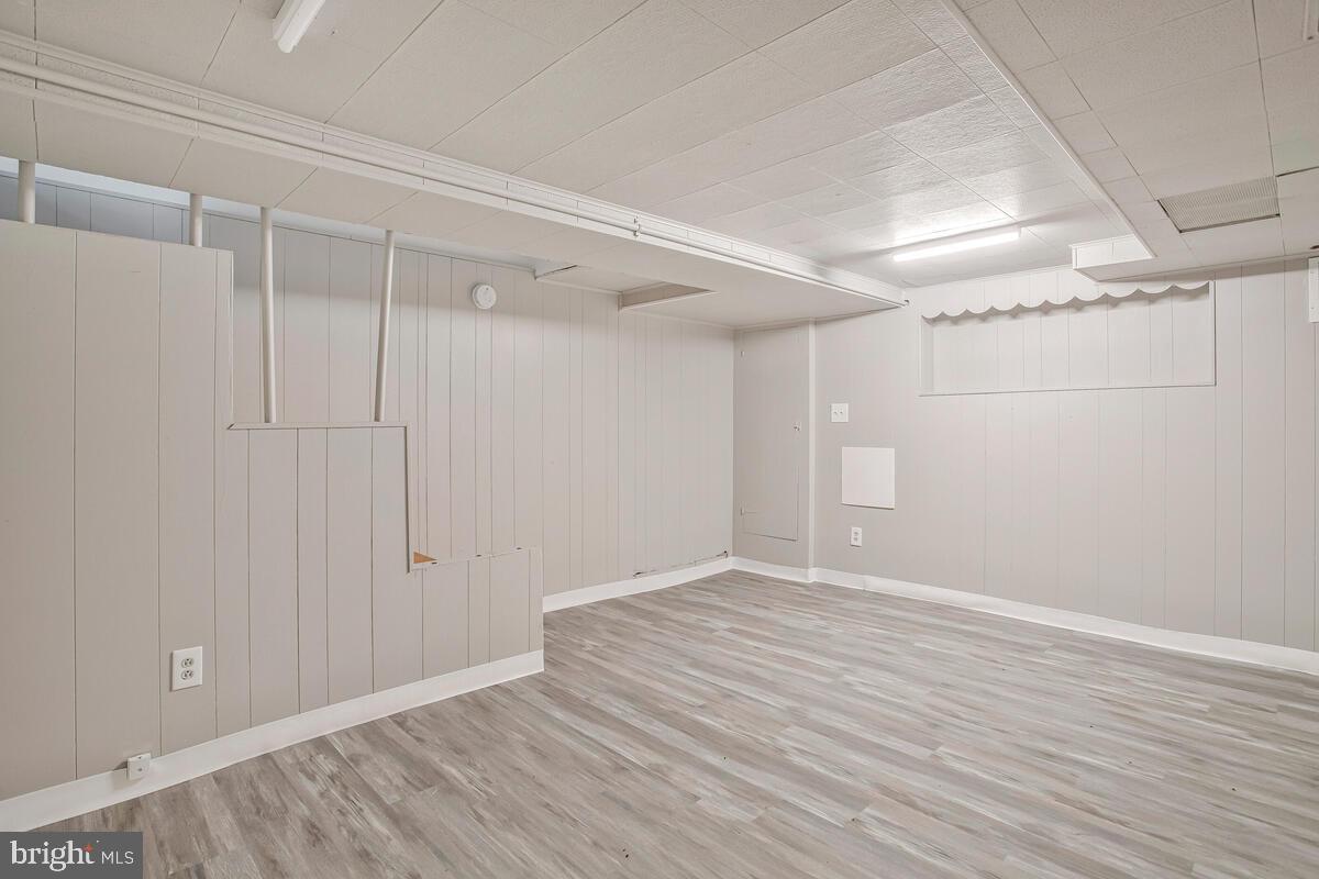 BROOKLYN - Residential