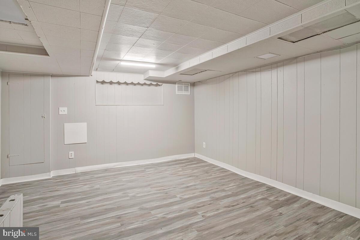 BROOKLYN - Residential