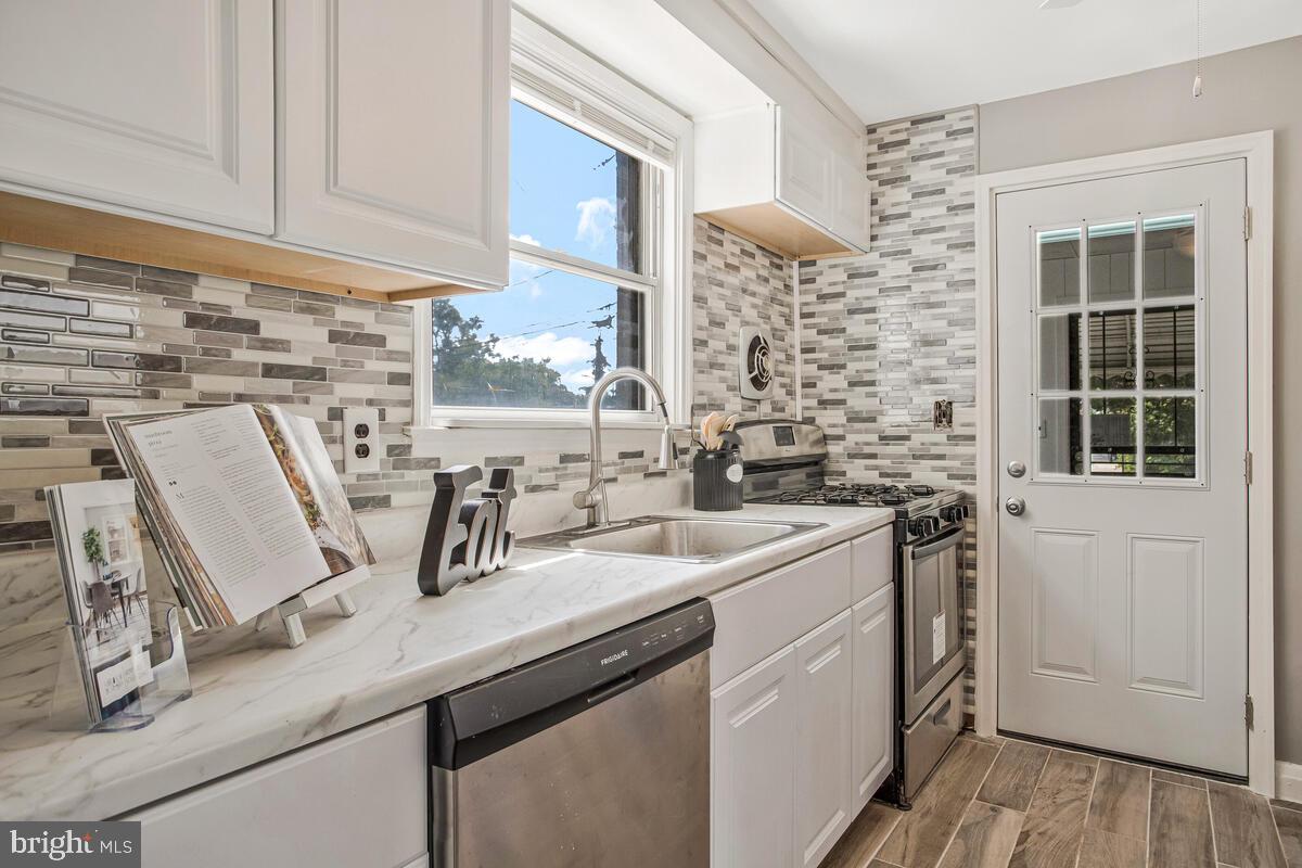 BROOKLYN - Residential