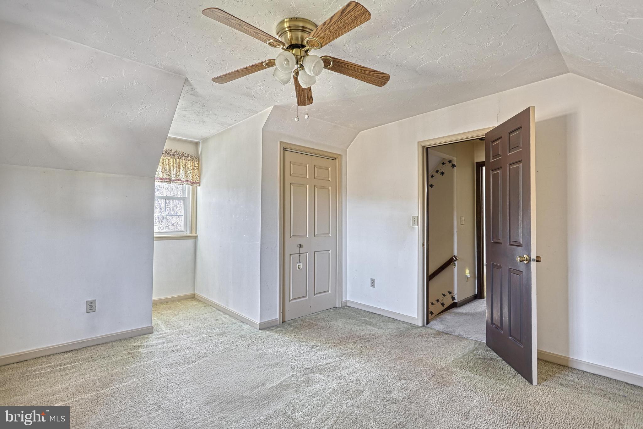 SPRING GROVE - Residential