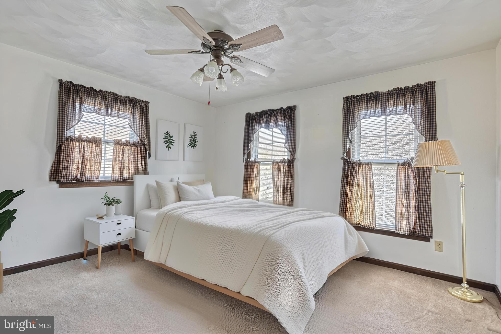 SPRING GROVE - Residential