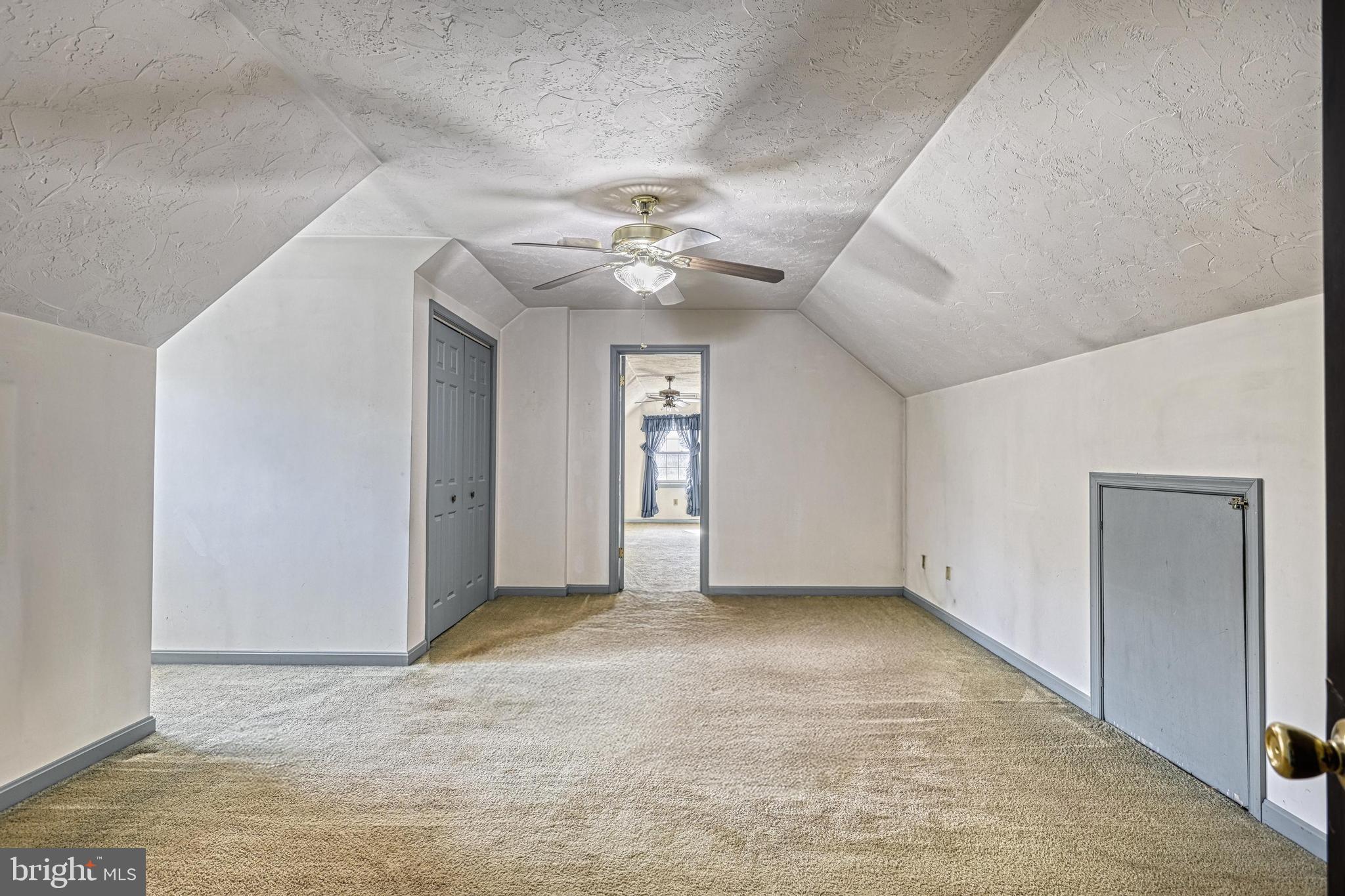 SPRING GROVE - Residential