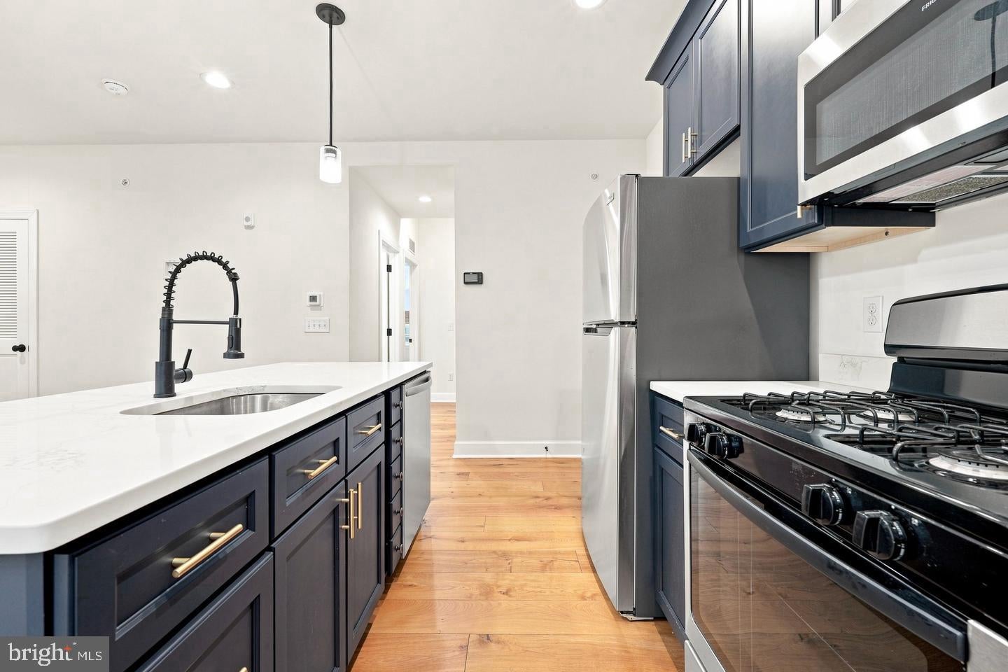 2010 N 5TH STREET N 2C