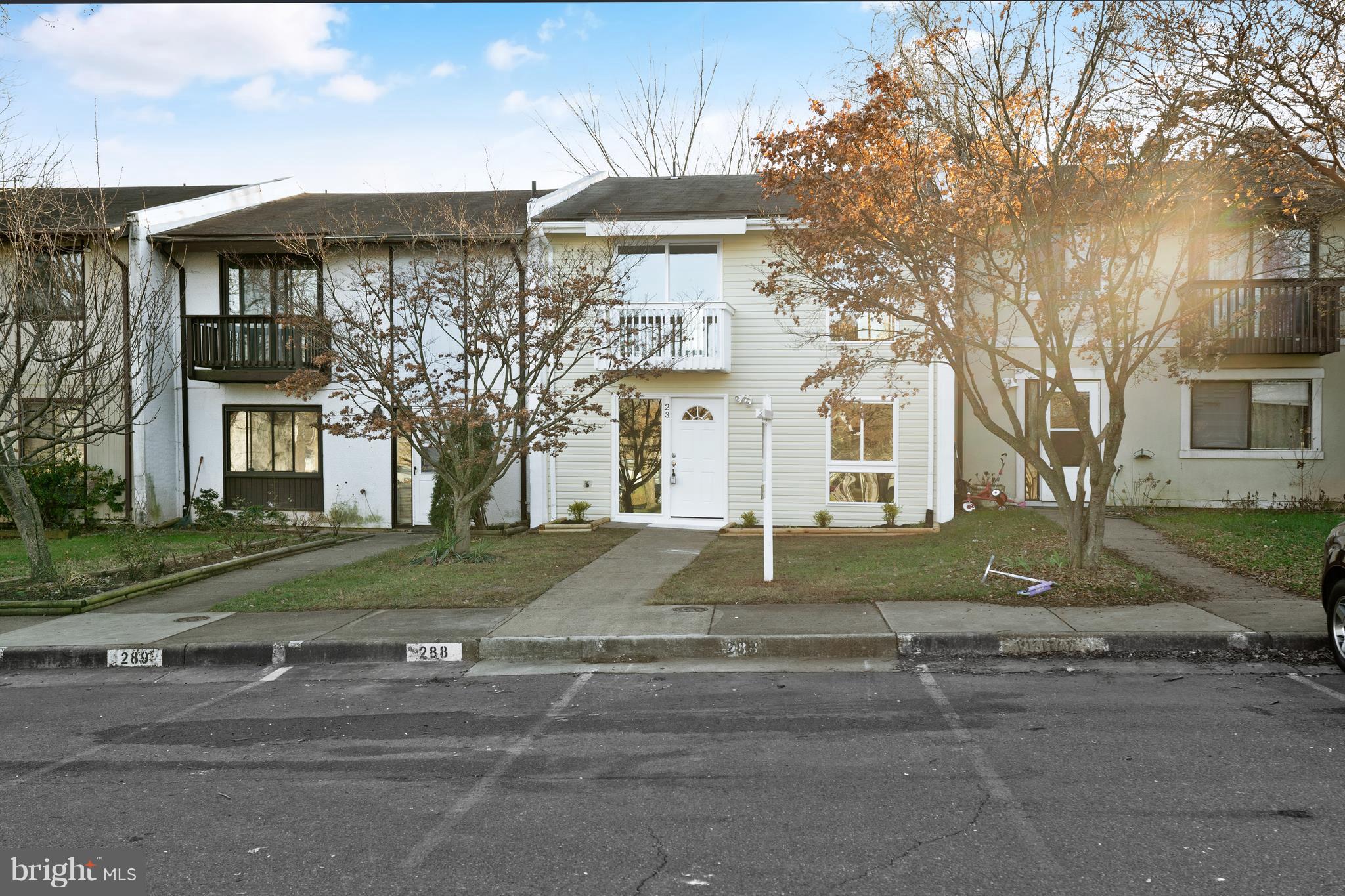 SUGARLAND - Residential