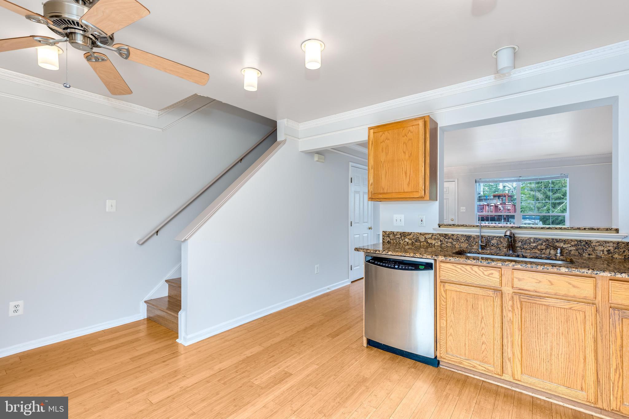 TOWNES AT FAIR LAKES GLEN - Residential Lease