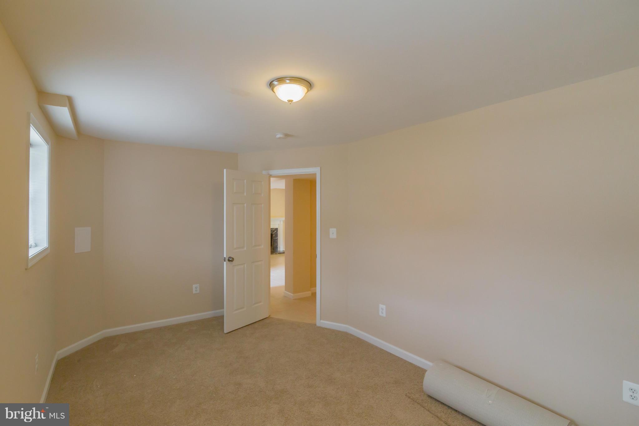 MAPLE GLEN ESTATES - Residential