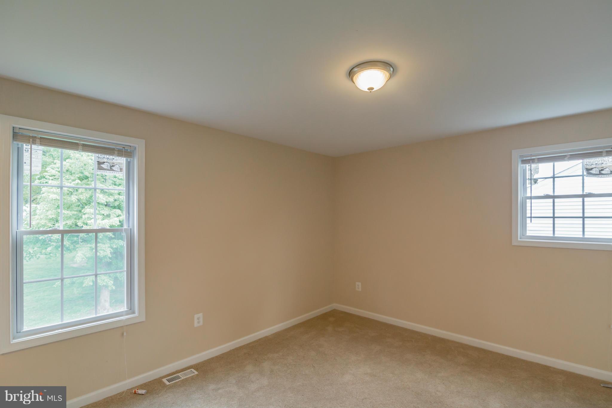 MAPLE GLEN ESTATES - Residential