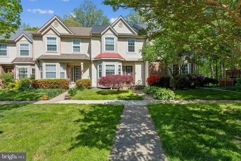 15777 Widewater Drive, Dumfries, VA MLS: VAPW2092238