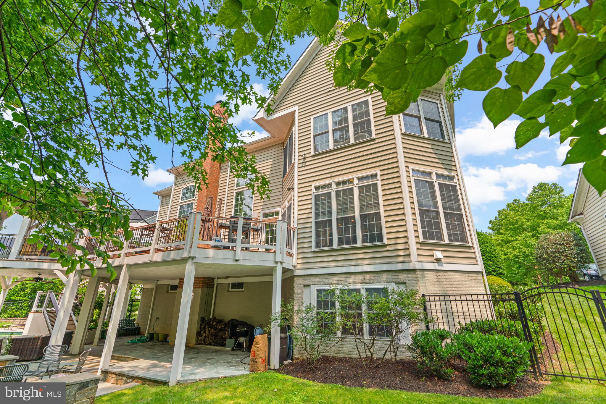 AUBURN VILLAGE AT SANDY SPRING - Residential
