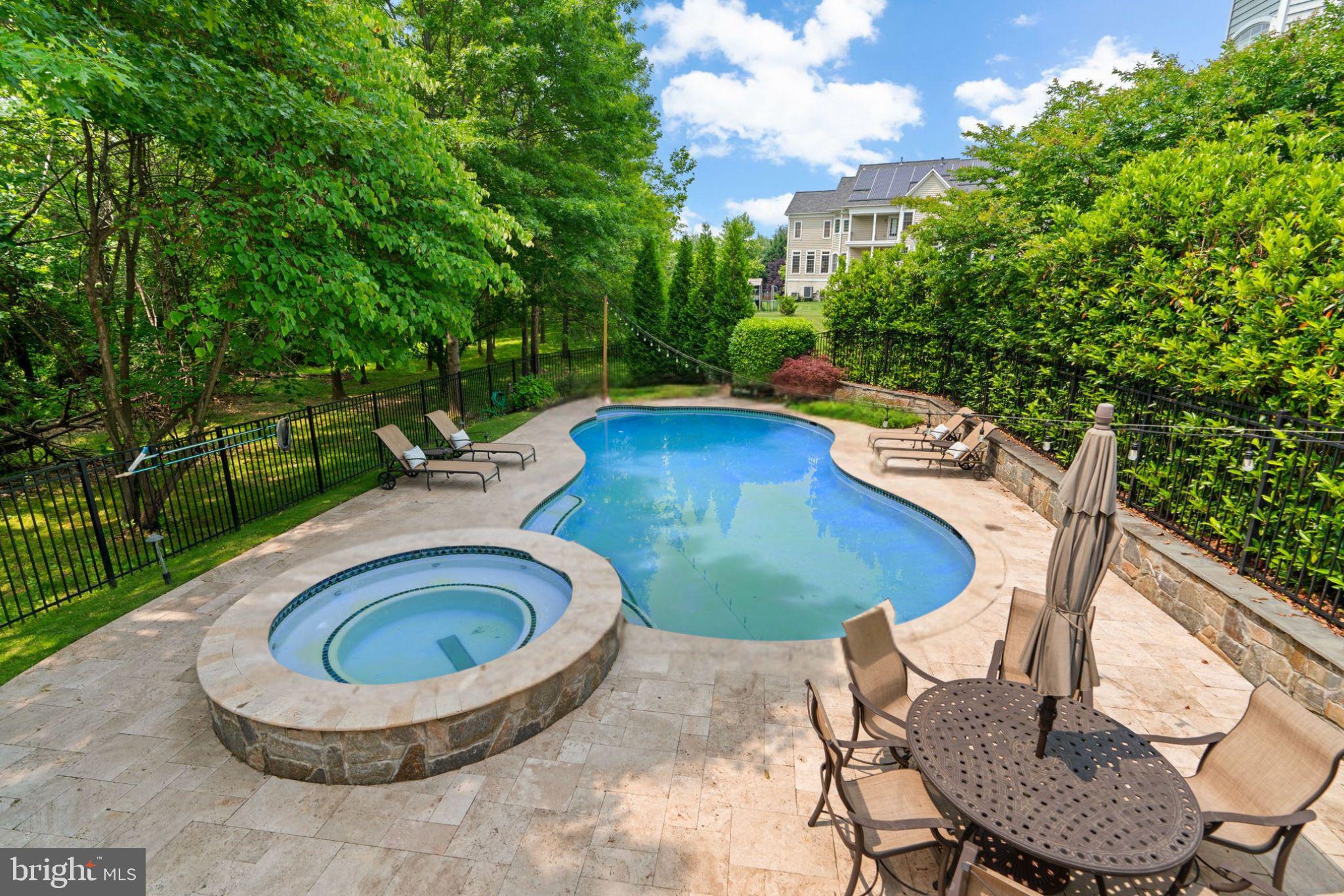 AUBURN VILLAGE AT SANDY SPRING - Residential