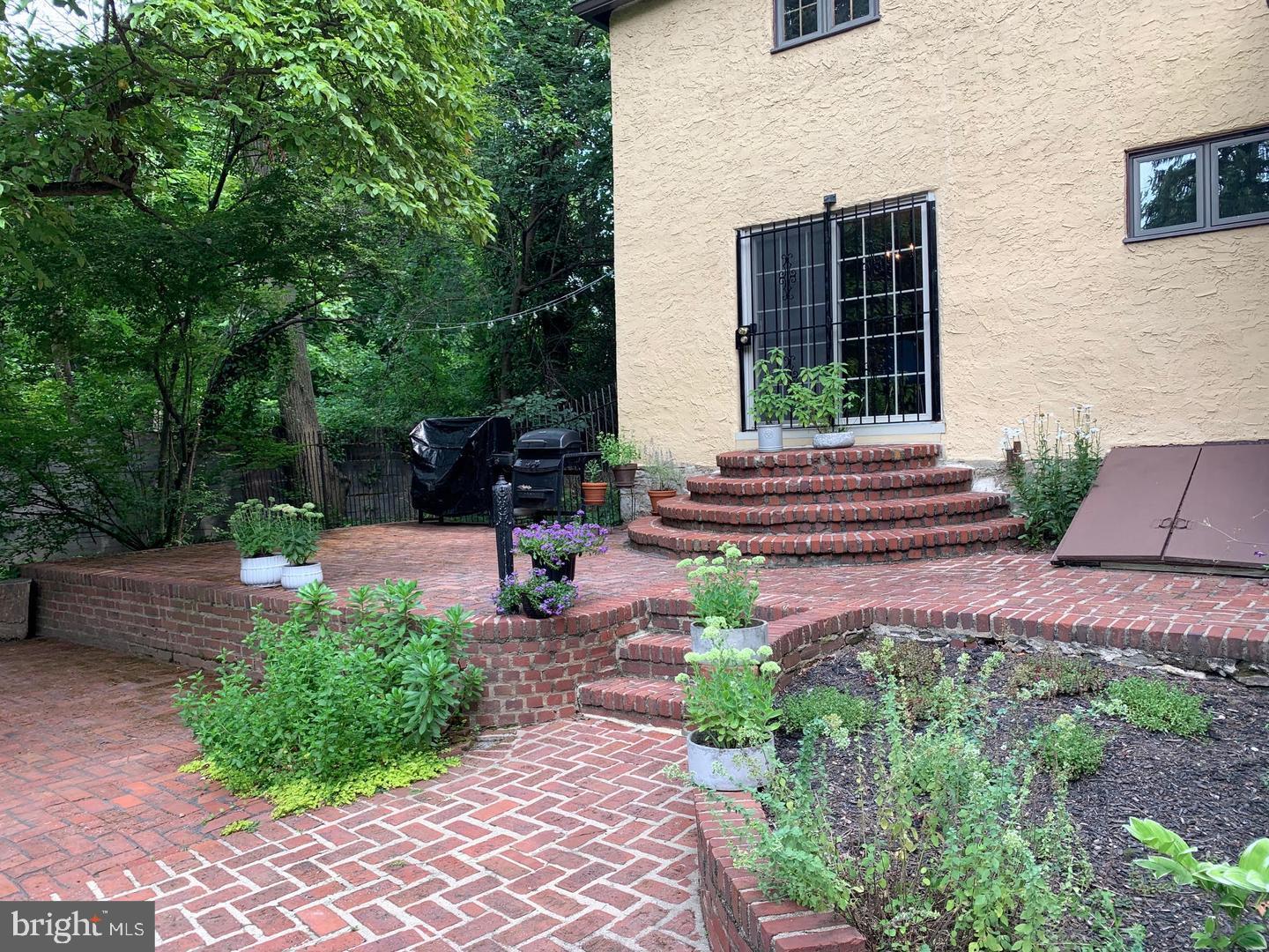 HAVERFORD VIL - Residential